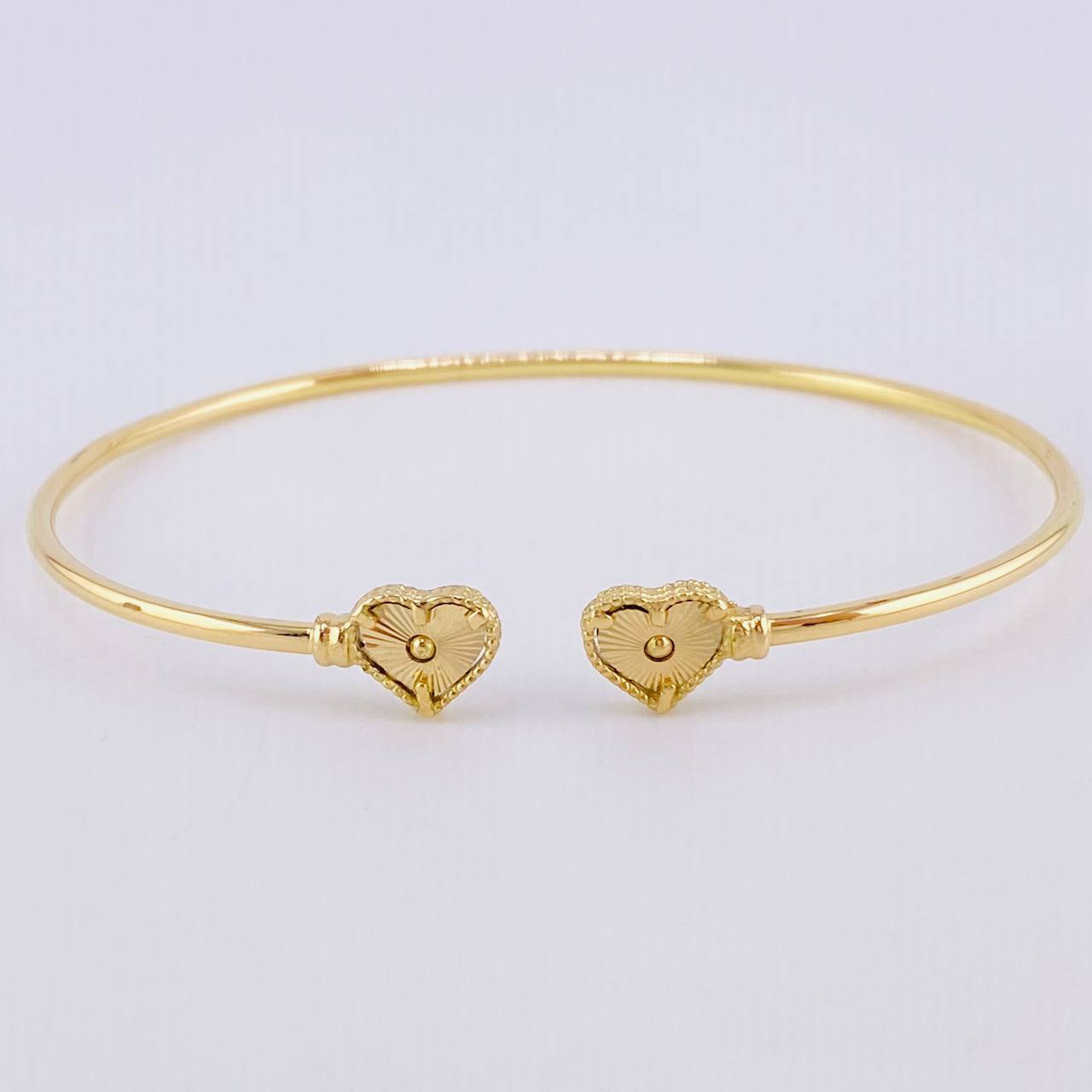 Pulso Aro Corazón Diamantado 3.85gr / 7 in / 1.9mm Oro Amarillo Nac.Esp. 18K ©