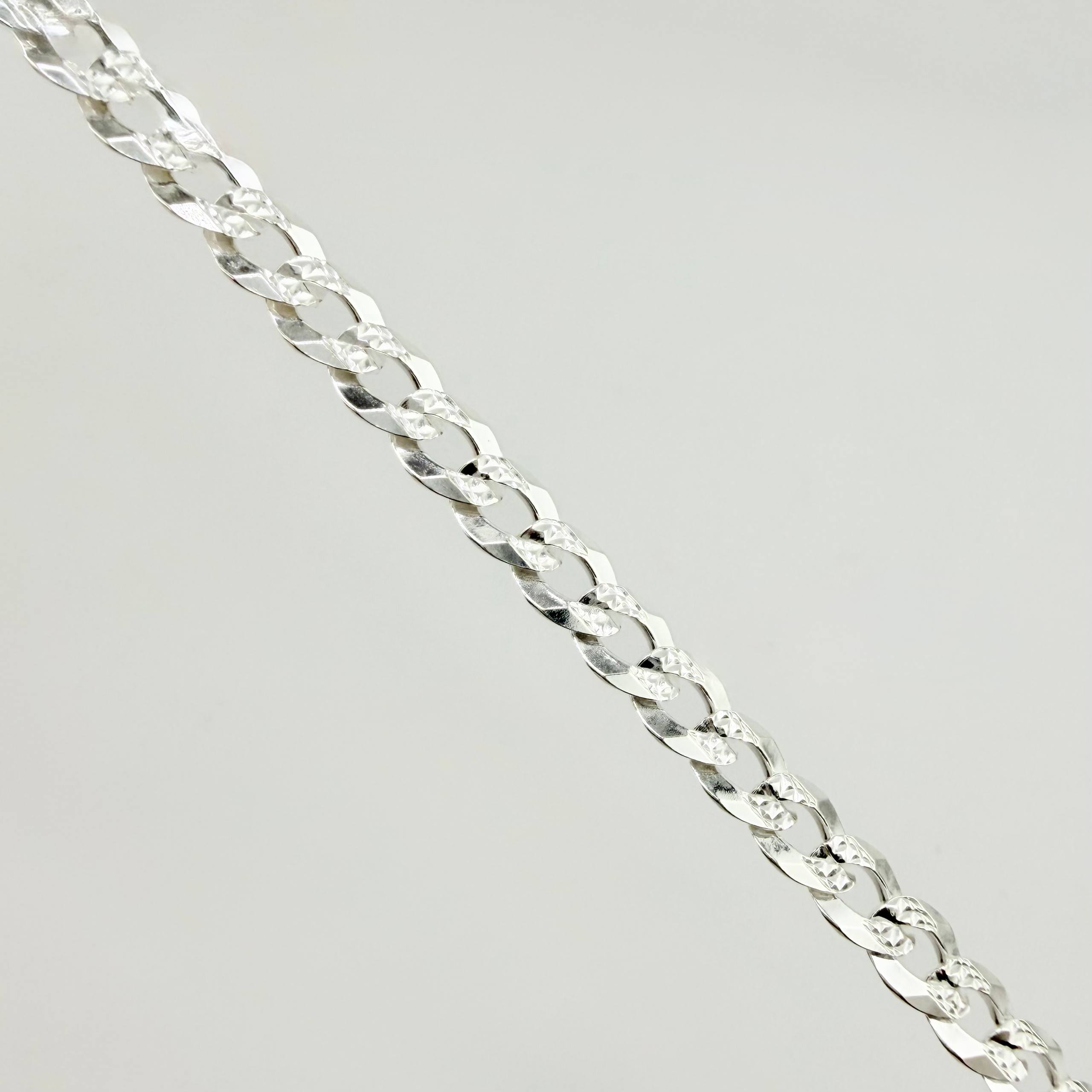 Cadena Cubana 14.6gr / 25 1/2 in / 5.1mm Plata 925