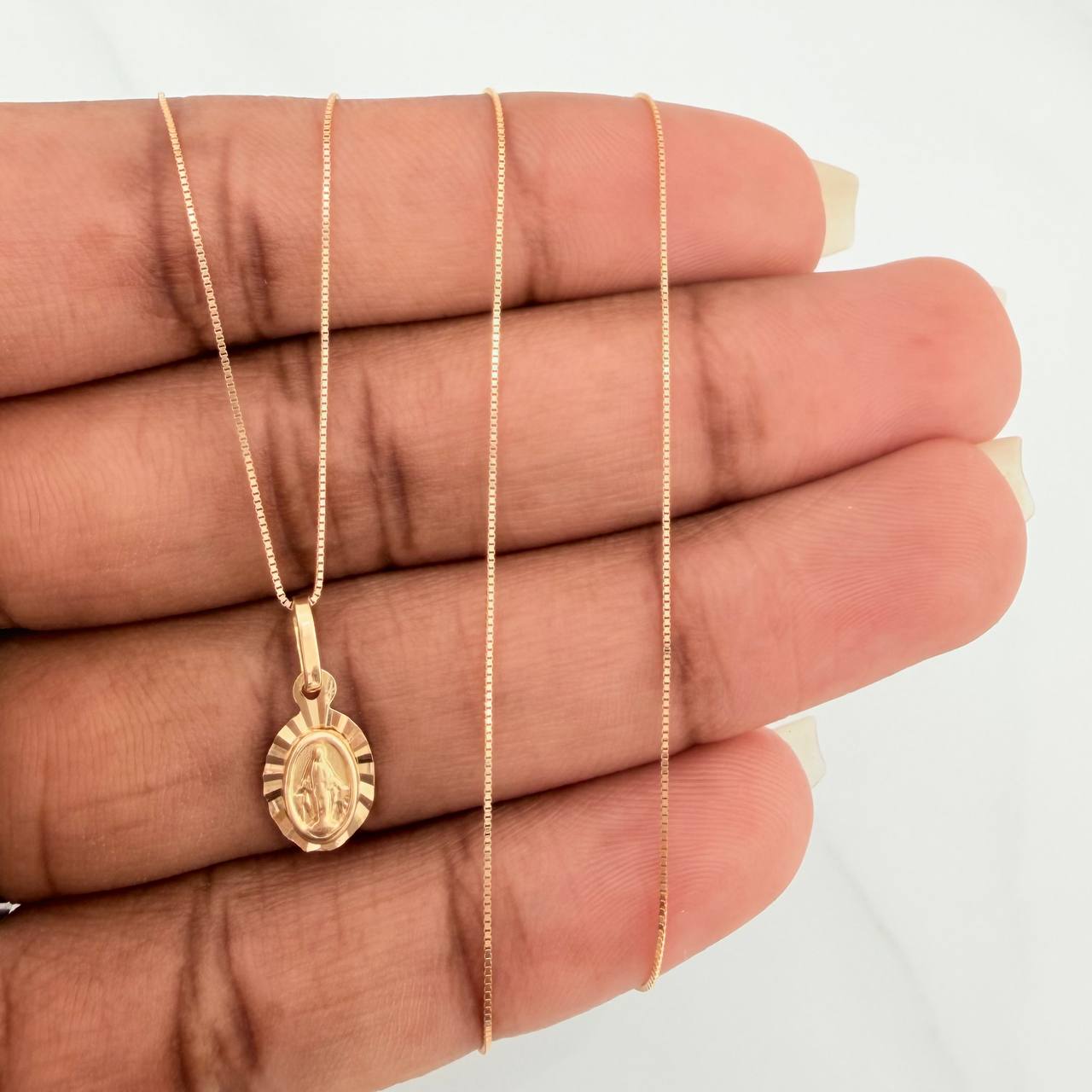 Set Cadena y Dije Veneciana+Virgen Milagrosa 1.5gr / 17 3/4 in / 0.33mm Oro Amarillo 18K $