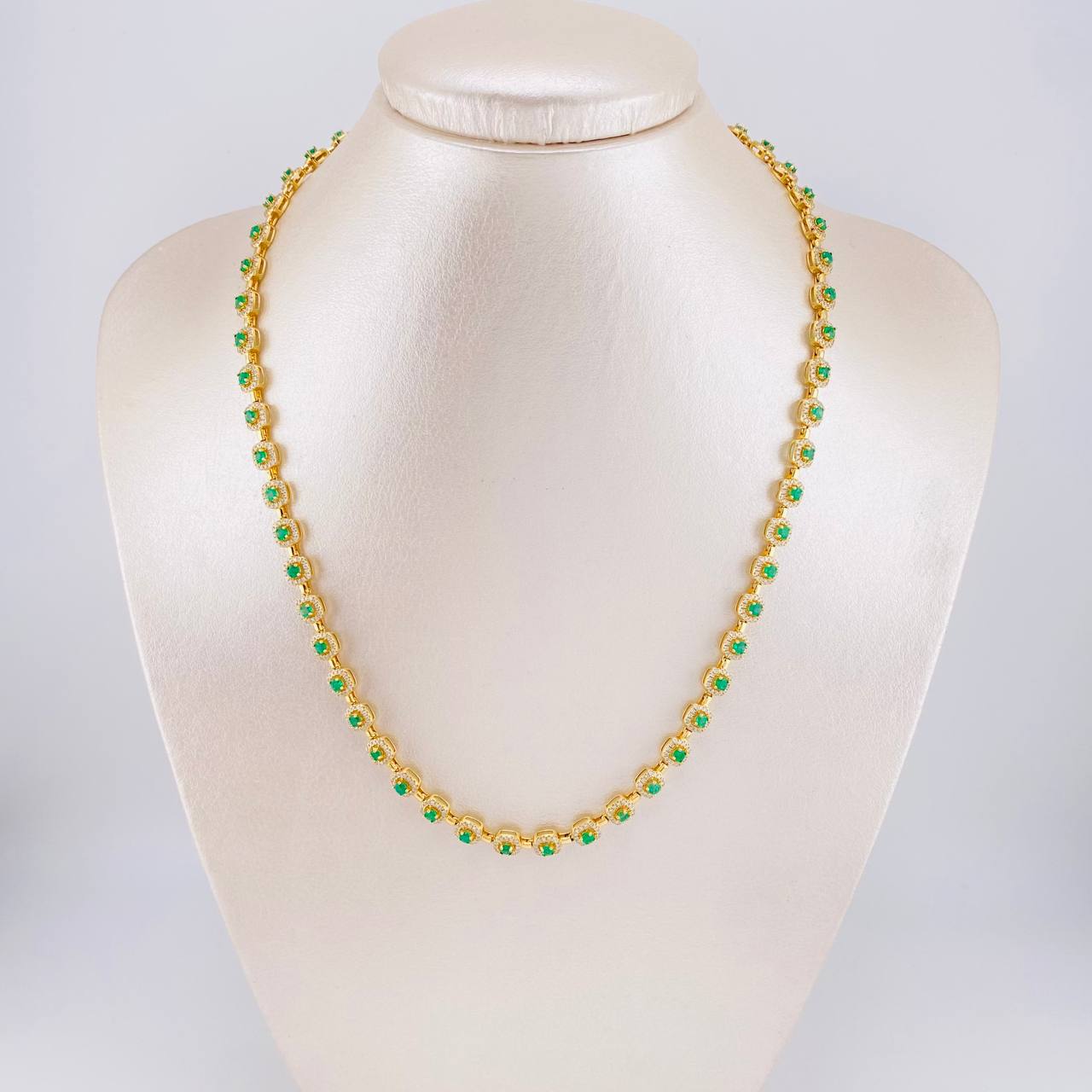 Diamond Tennis Chain 3.48cts Emerald 5cts 25.6g / 18 in / 5.5mm 18K Yellow Gold