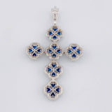 Dije Cruz Flor  Diamantes 1qts Zafiros 2.2qts 8.9g / 2 1/4 in Oro Blanco 18K
