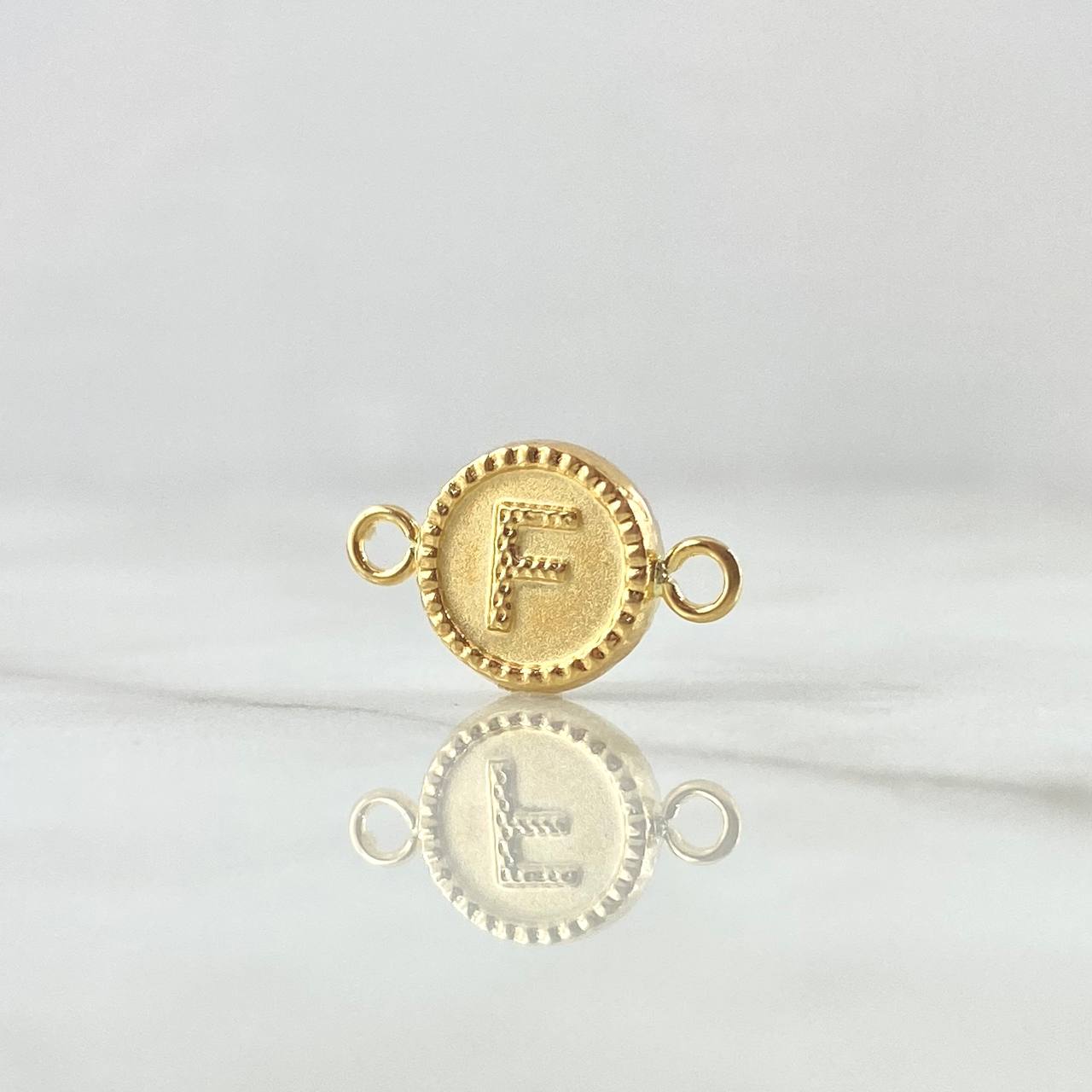 Charm Letter F Matte 0.55gr / 1cm-1.7cm / Yellow Gold 18K Bordered Circle