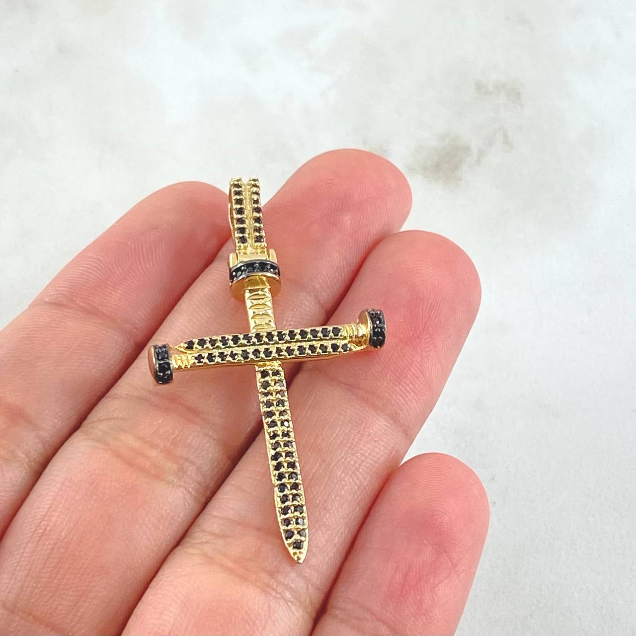Nail Cross Pendant 4.15gr / 1 3/4 in / Yellow Gold 18K
