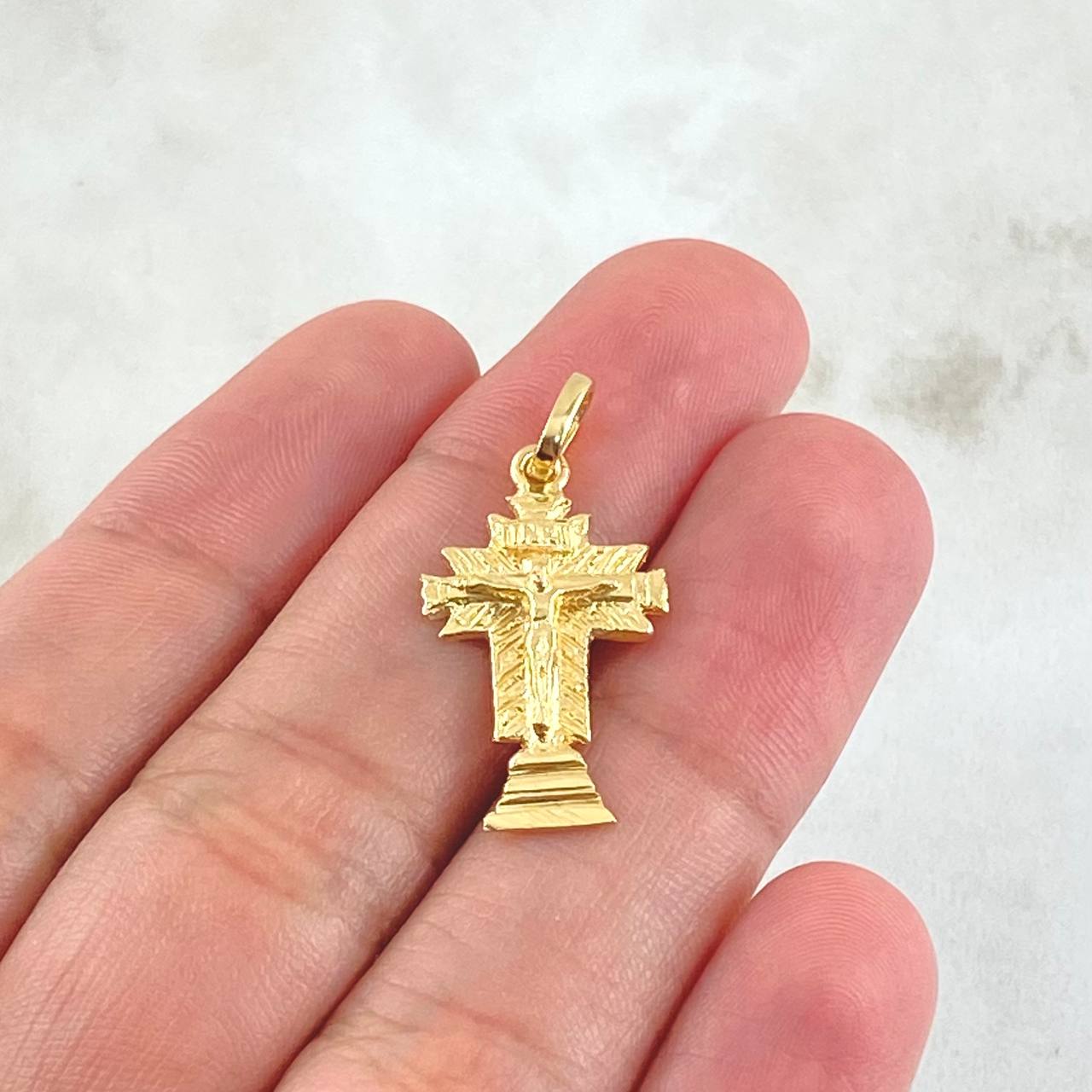 Pendant Lord of Miracles Cross 2.45gr / 2.7cm (1.1in) / 18K Gold