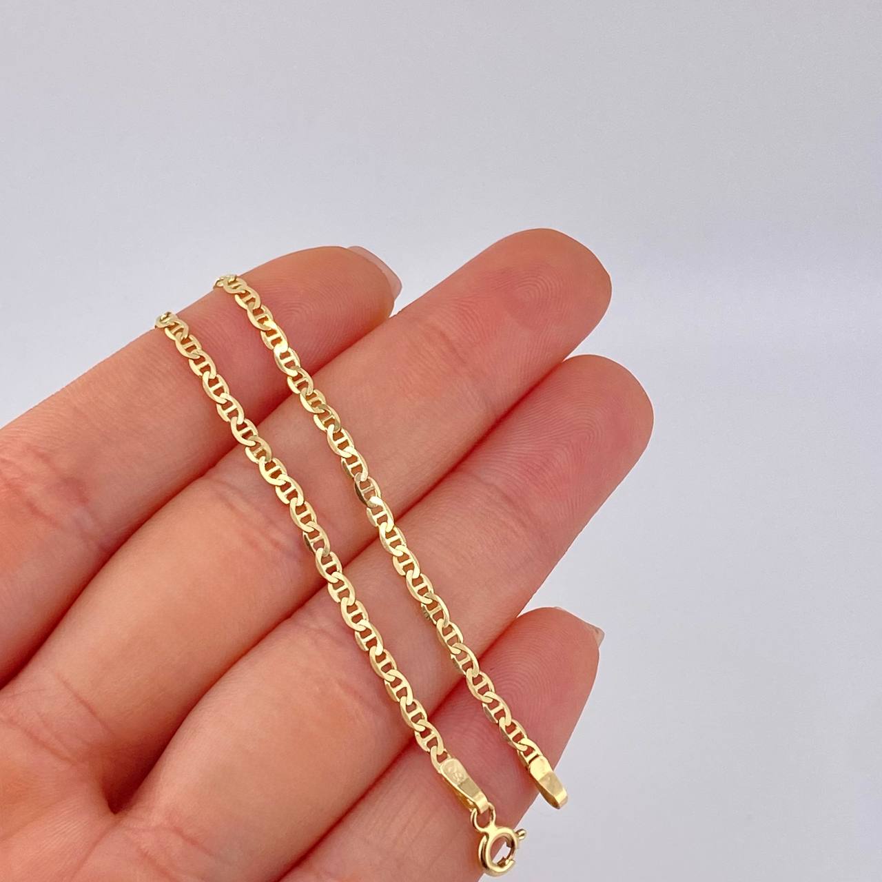 Flat Mariner Chain 5.55 g / 23 1/2 in / 2.2 mm 18K Yellow Gold