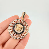 Pendant Medusa Medal 14.1 g / 2 1/4 in 18K Yellow Gold