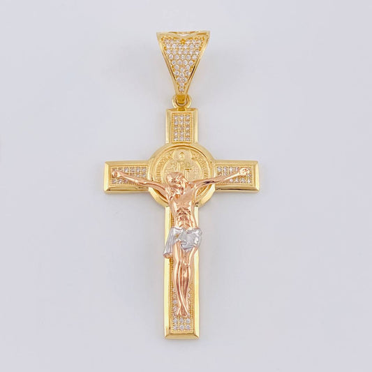 Pendant Christ Saint Benedict 12.15 g / 2 1/2 in Three Golds 18K