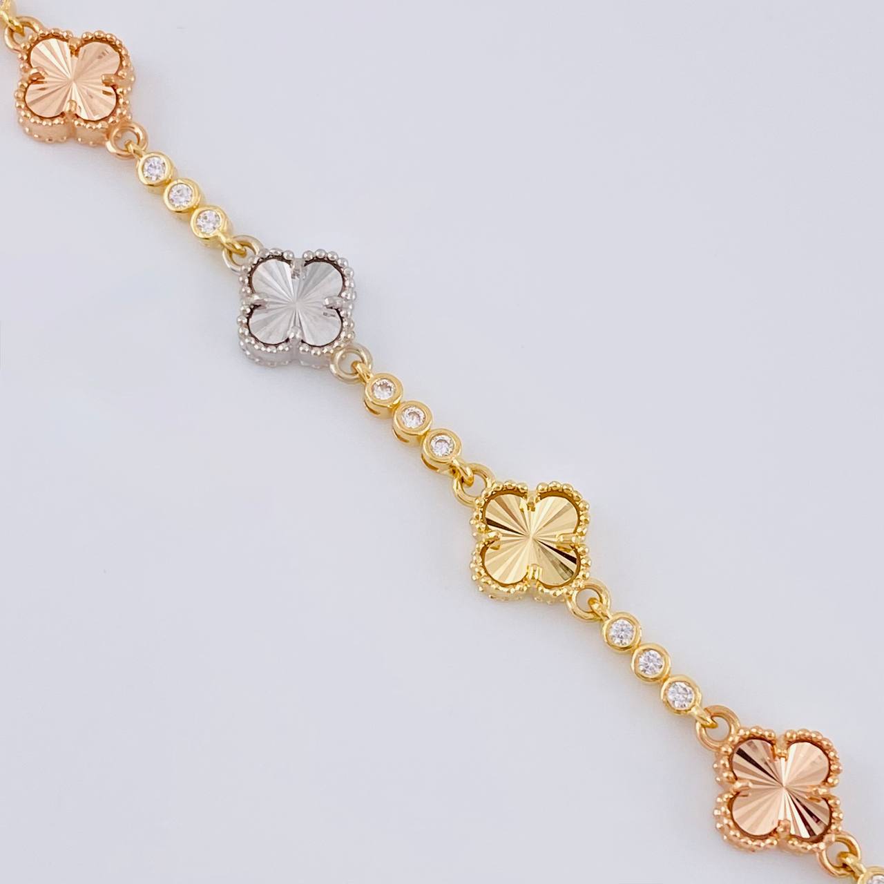 Cadena Burbujas De Trebol Diamantada 28.7 g / 20 1/4 in / 9.3 mm Tres Oros 18K