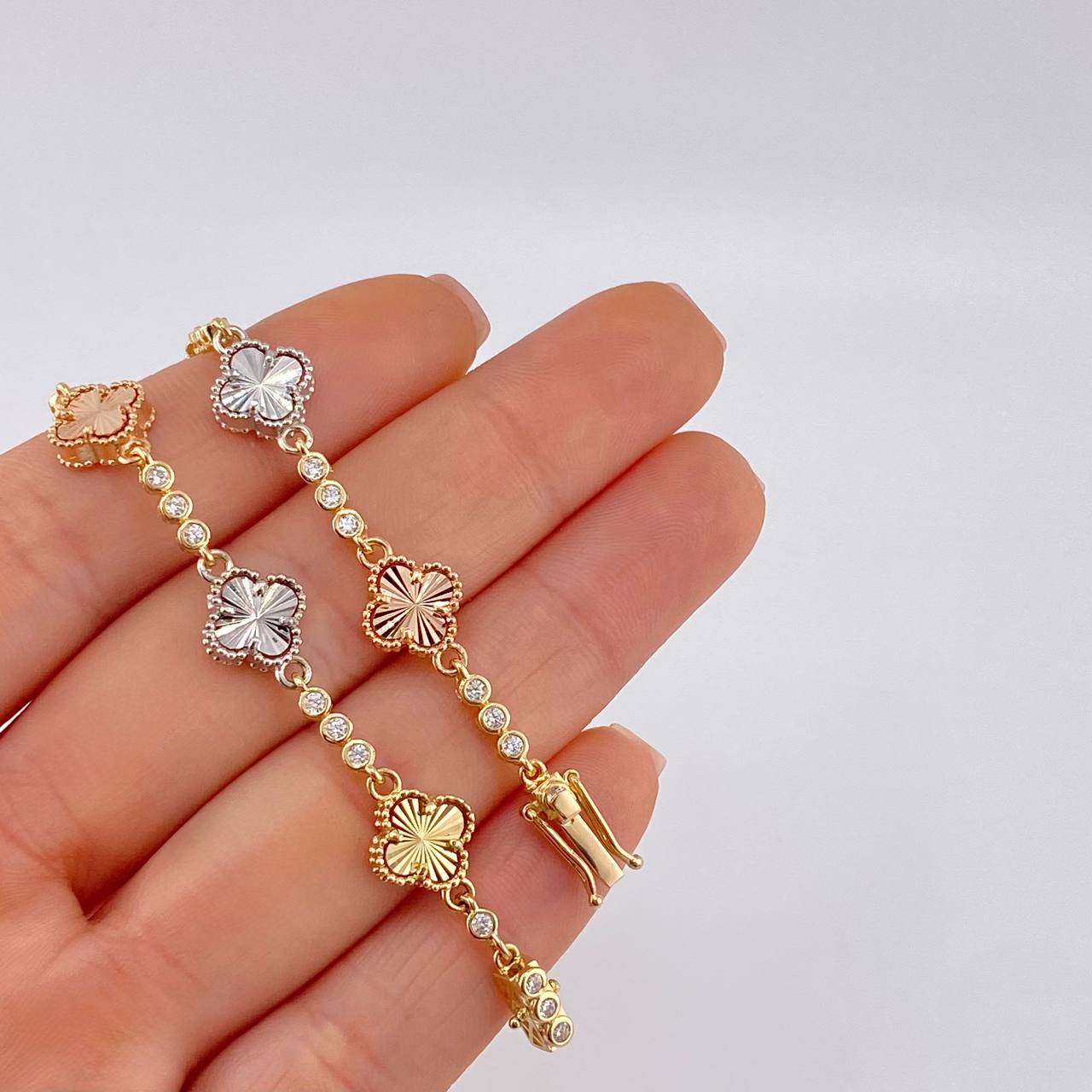 Cadena Burbujas De Trebol Diamantada 28.7 g / 20 1/4 in / 9.3 mm Tres Oros 18K