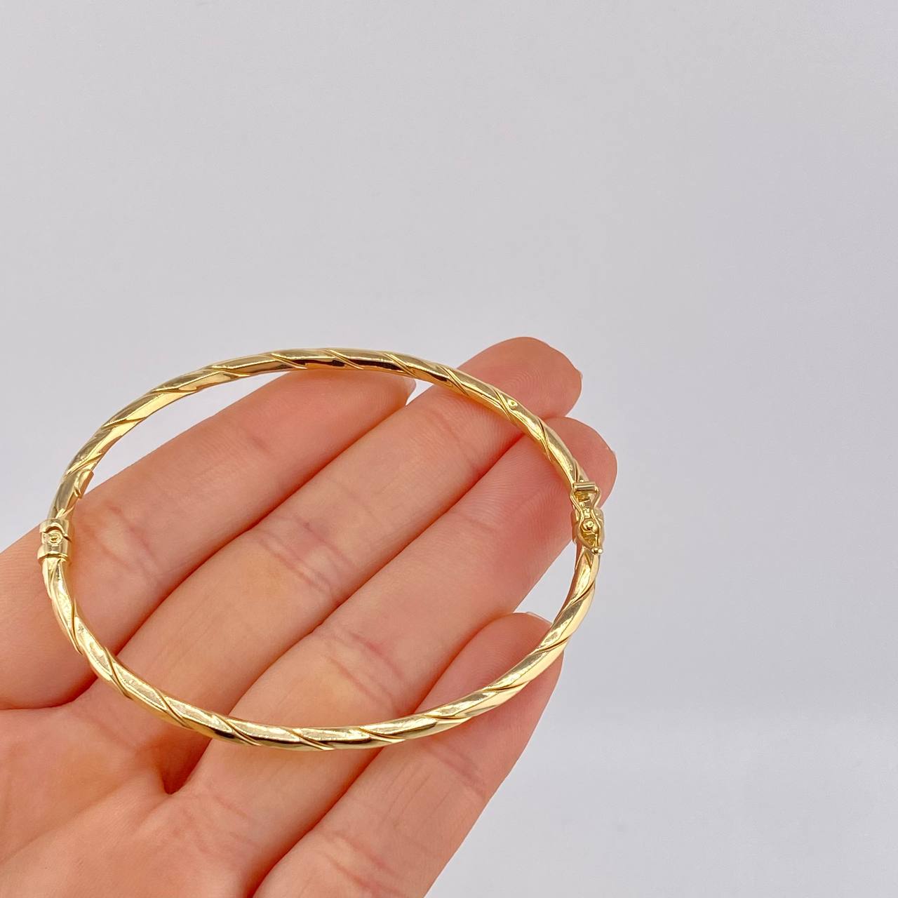 Bracelet Spiral Hoop 4 g / 7 1/2 in / 3 mm 18K Yellow Gold