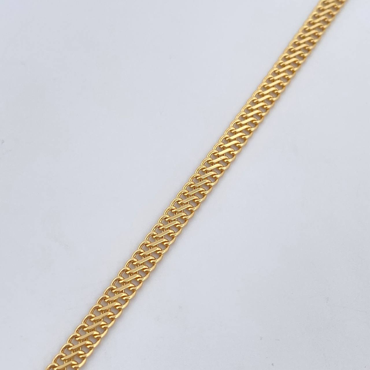 Sedusa Bracelet 2.2gr / 7.4in / +3 18K Gold $
