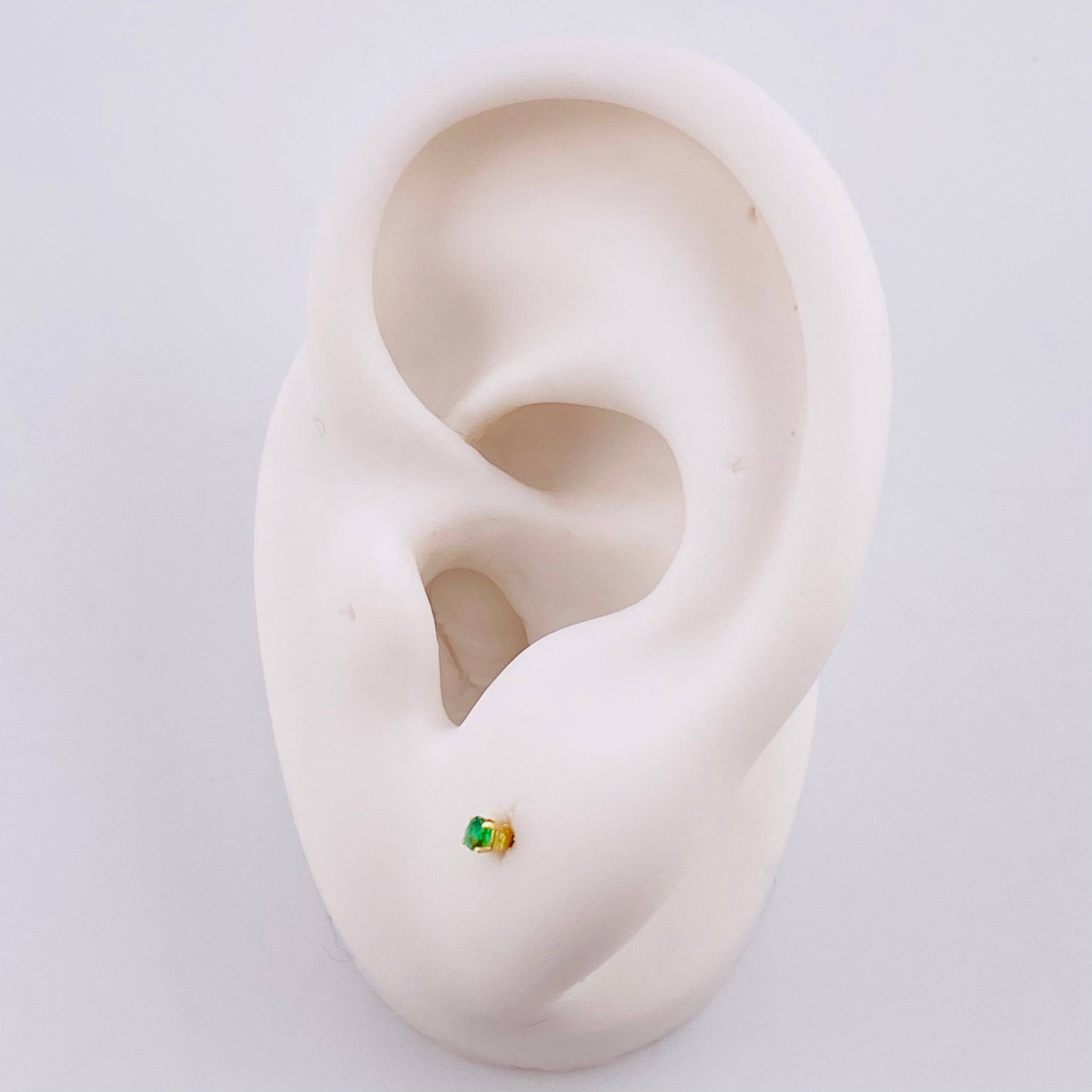 Stud Earrings Four Prongs Emeralds 2pts 0.5g / in / 2.55mm Yellow Gold 18K