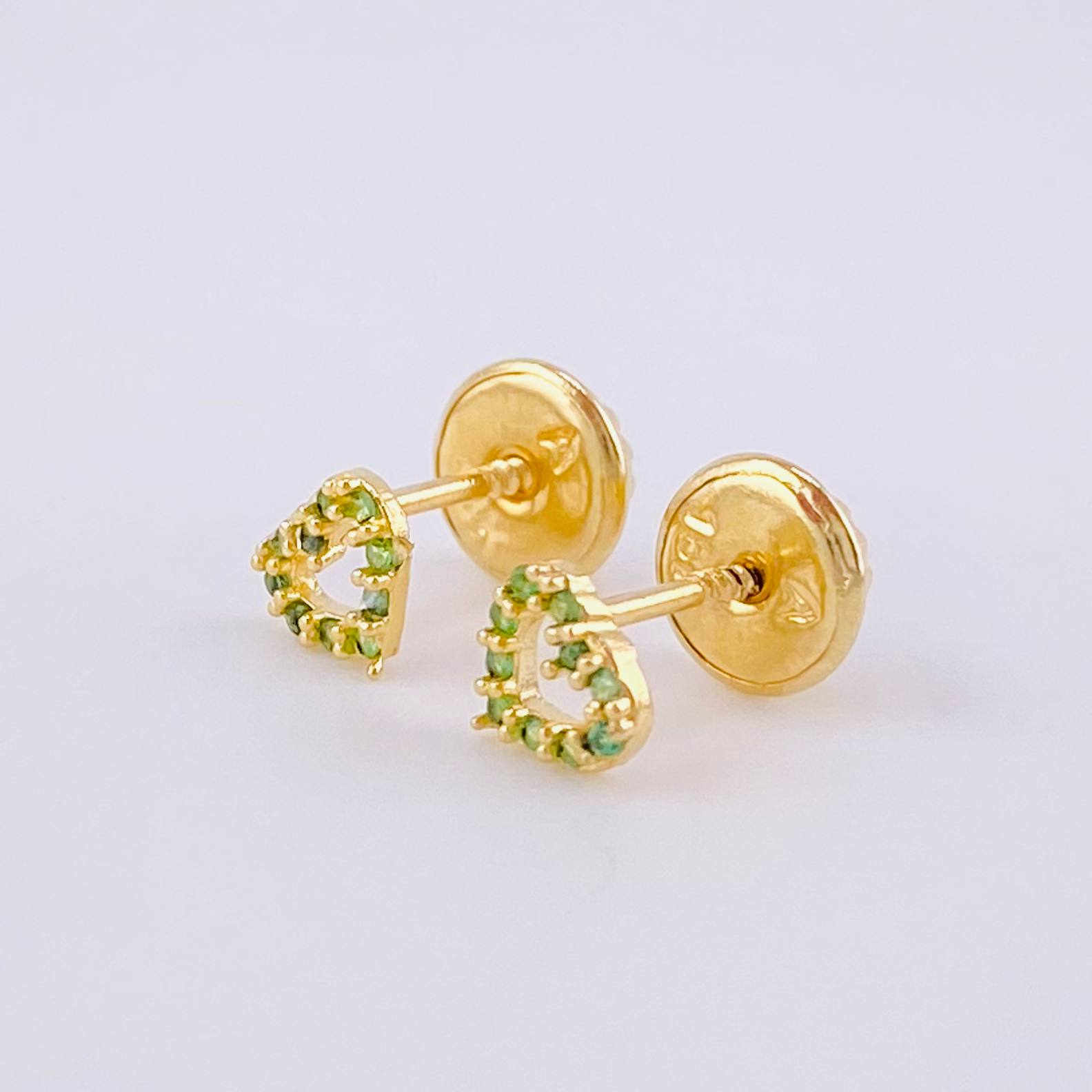 Topos Corazón Silueta 0.55g / in / 4.55mm Oro Amarillo 18K