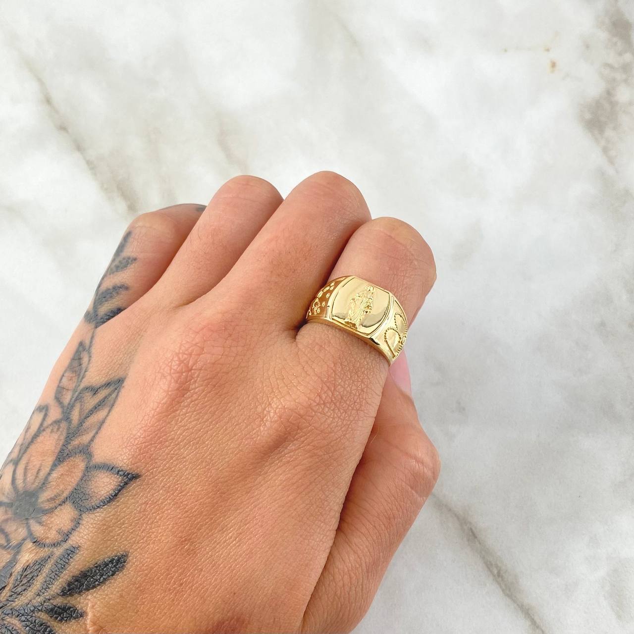 Miraculous Virgin Ring Seal Camandula 4.3gr / T7 / 18K Yellow Gold