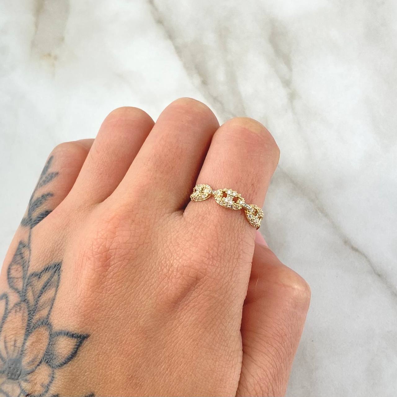 Ring GC 1.8gr / T7 / White Zircons Yellow Gold 18K