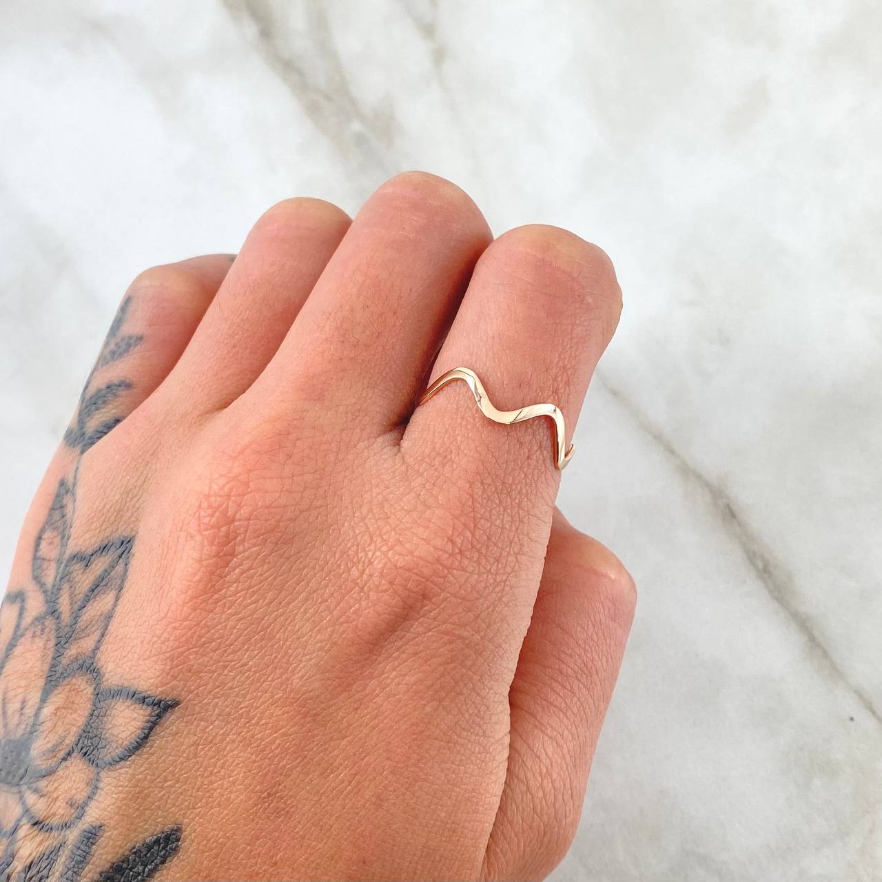 Zig - Zag Ring 0.95gr / T5 3/4 / 18K Rose Gold *
