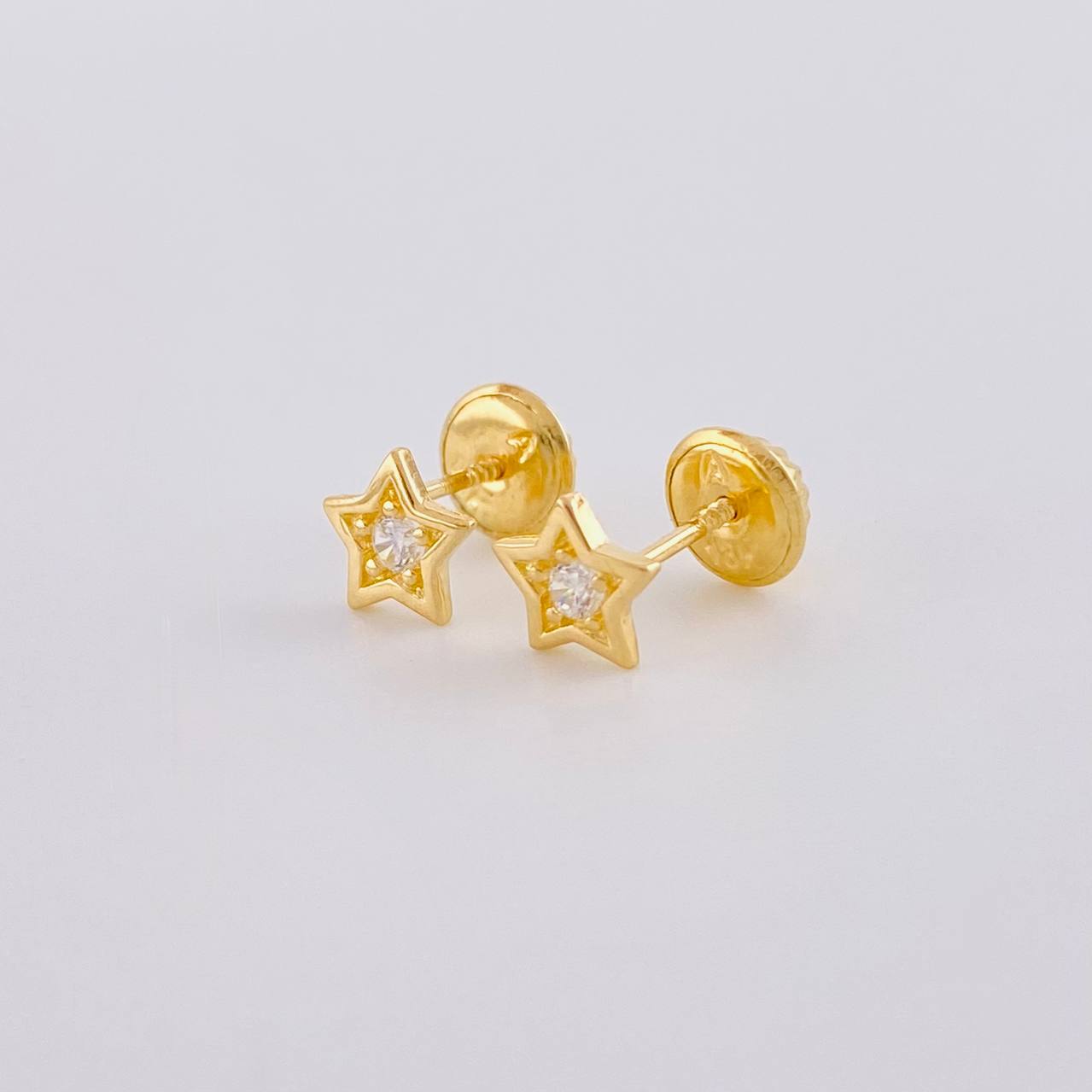 Topos Estrella Tupida 0.75g / in / 5.8mm Oro Amarillo 18K