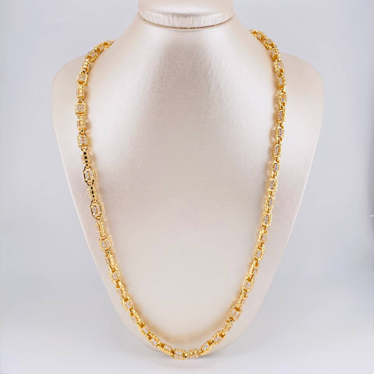 Cadena Rustica Boya 130g / 28 in / 7.5mm Oro Amarillo 18K