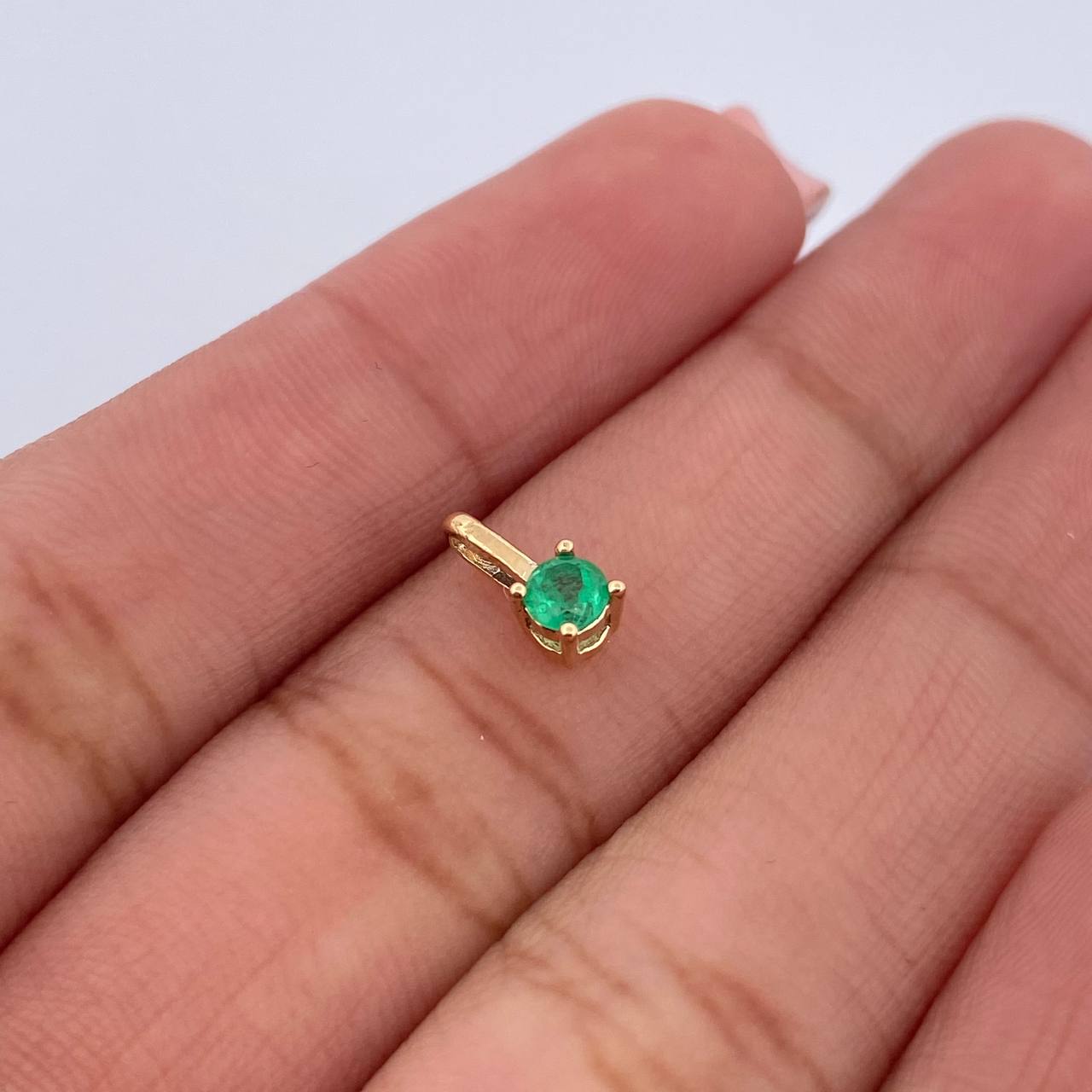 Pendant Round 0.3gr / 0.7cm / Emerald 7 Pts 18K Yellow Gold (Jewel) &