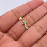 Dije Cruz 0.45gr / 1.6cm / Esmeraldas 14 Pts Oro Amarillo 18K (Joya) &