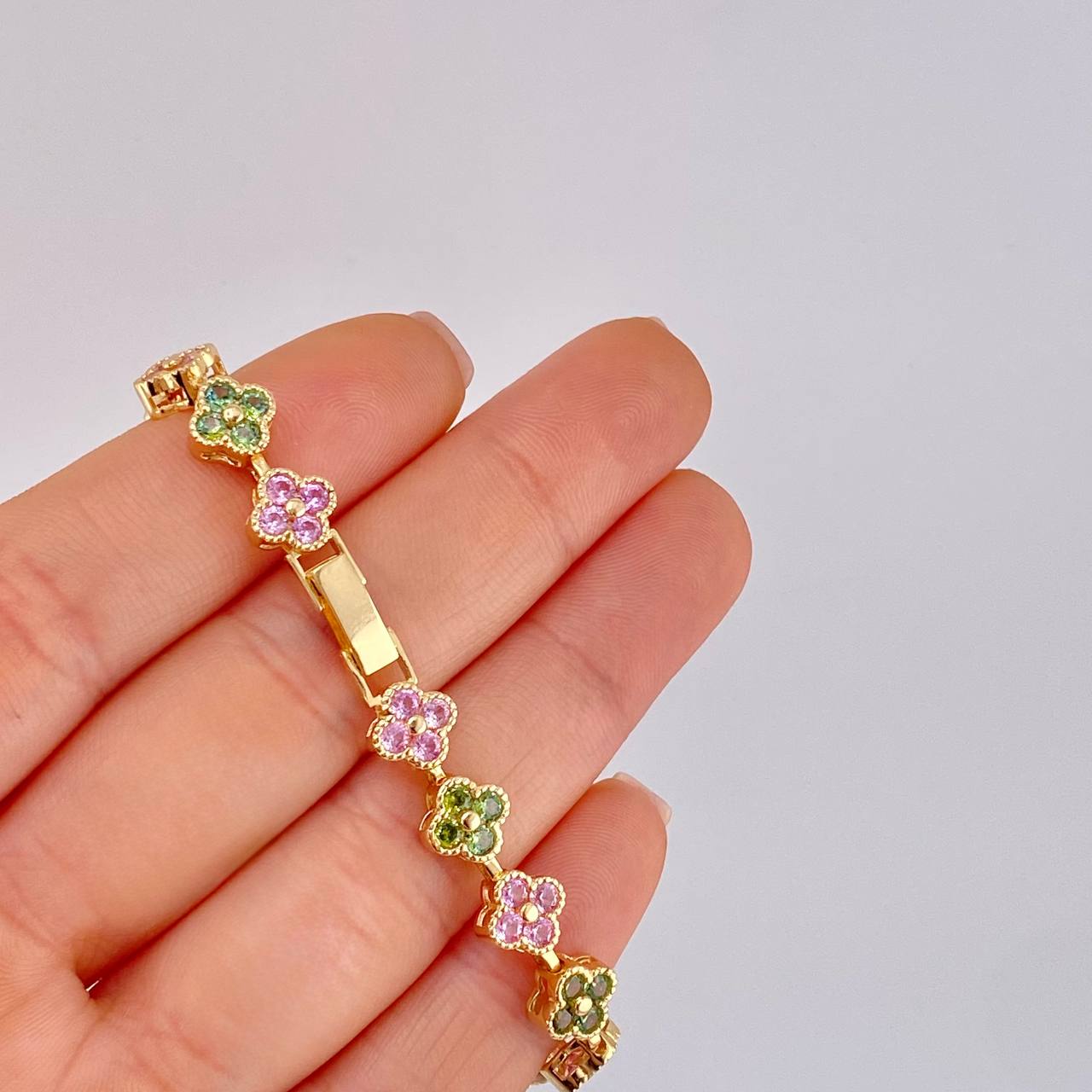Tennis Bracelet Clover 13.5 g / 6 1/2 in / 7.8 mm 18K Yellow Gold