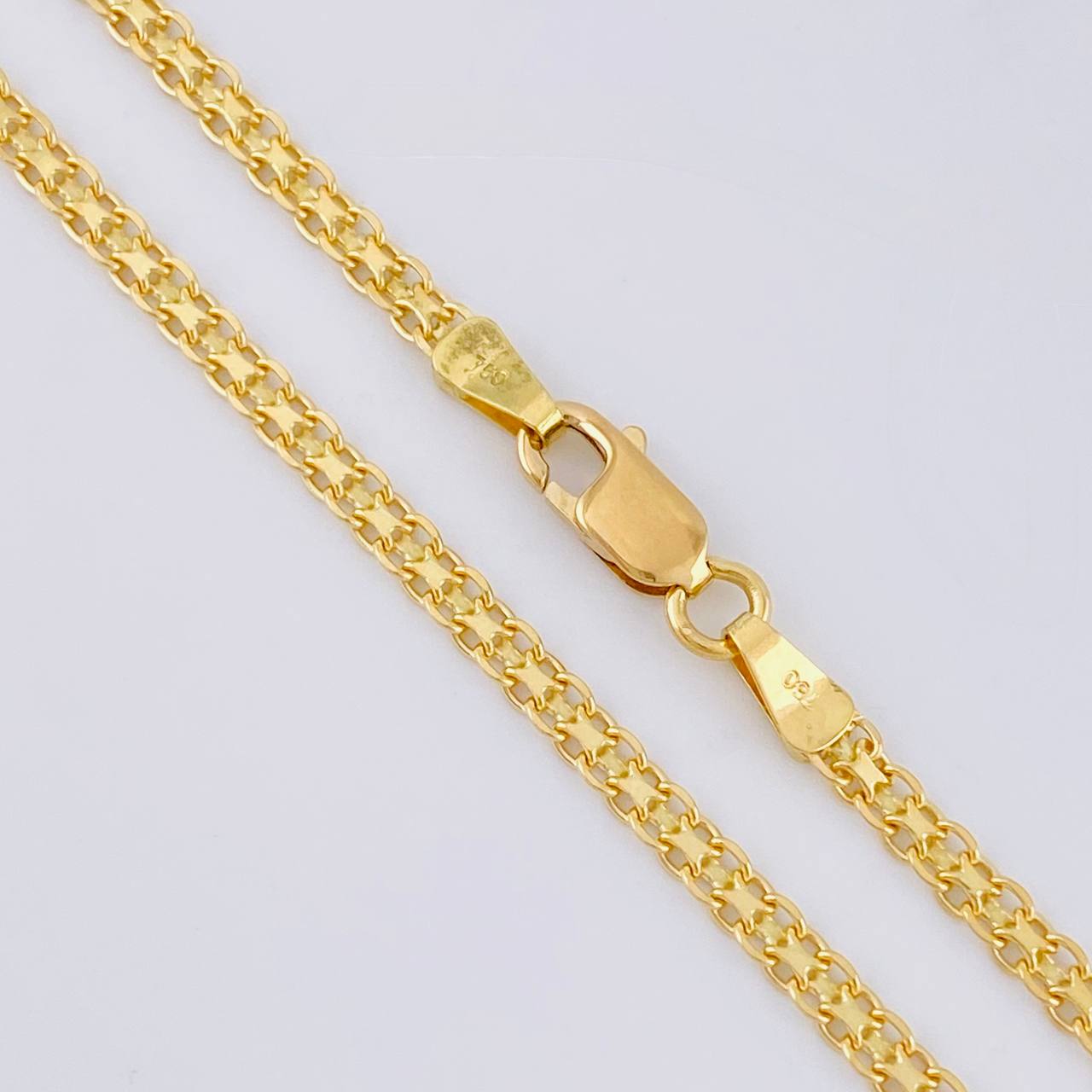 Bismark Chain 8.75g / 24 in / 2.6mm Yellow Gold 18K
