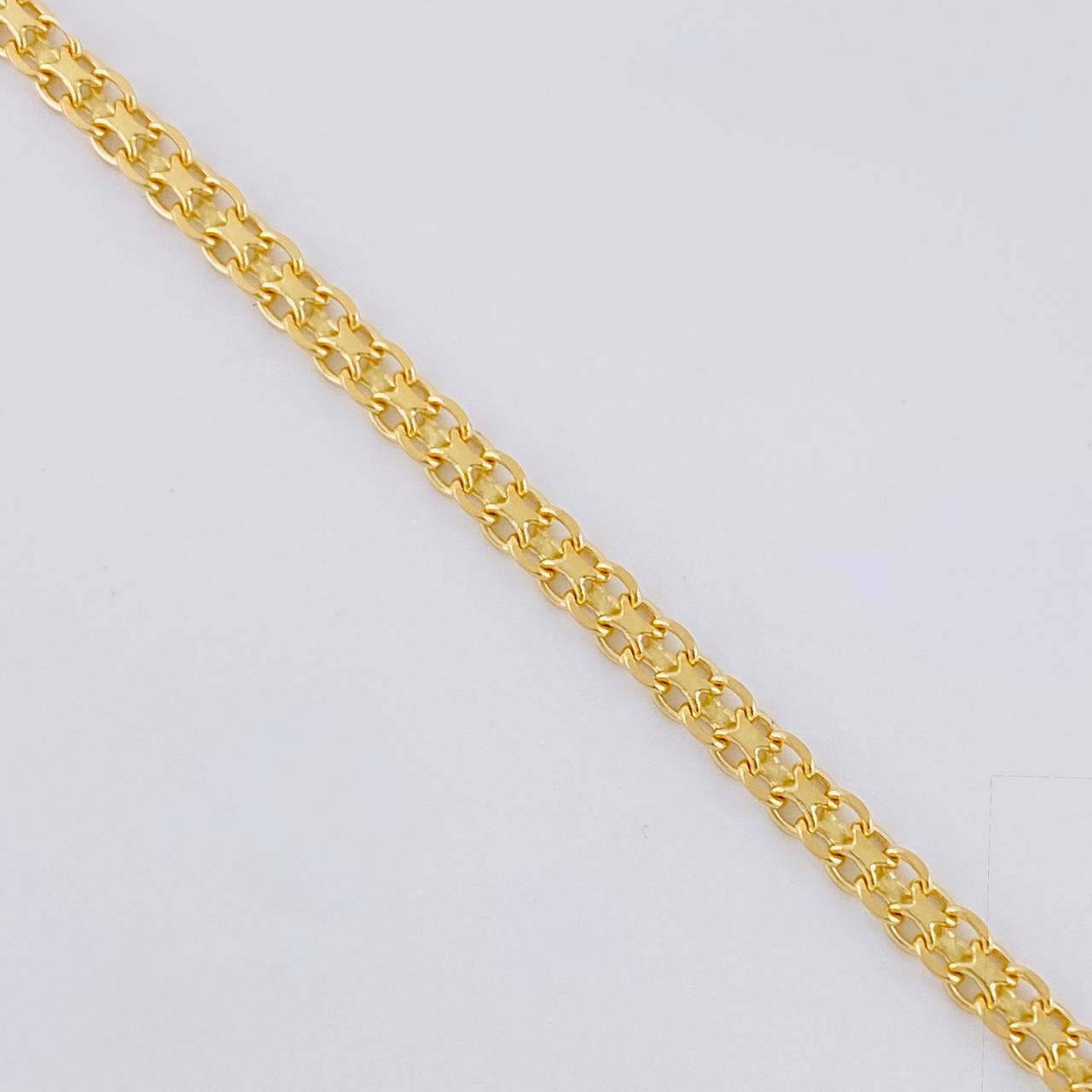 Bismark Chain 8.75g / 24 in / 2.6mm Yellow Gold 18K