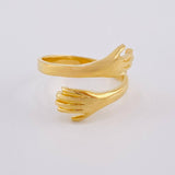 Embrace Ring 3.6 g / T7 18K Yellow Gold