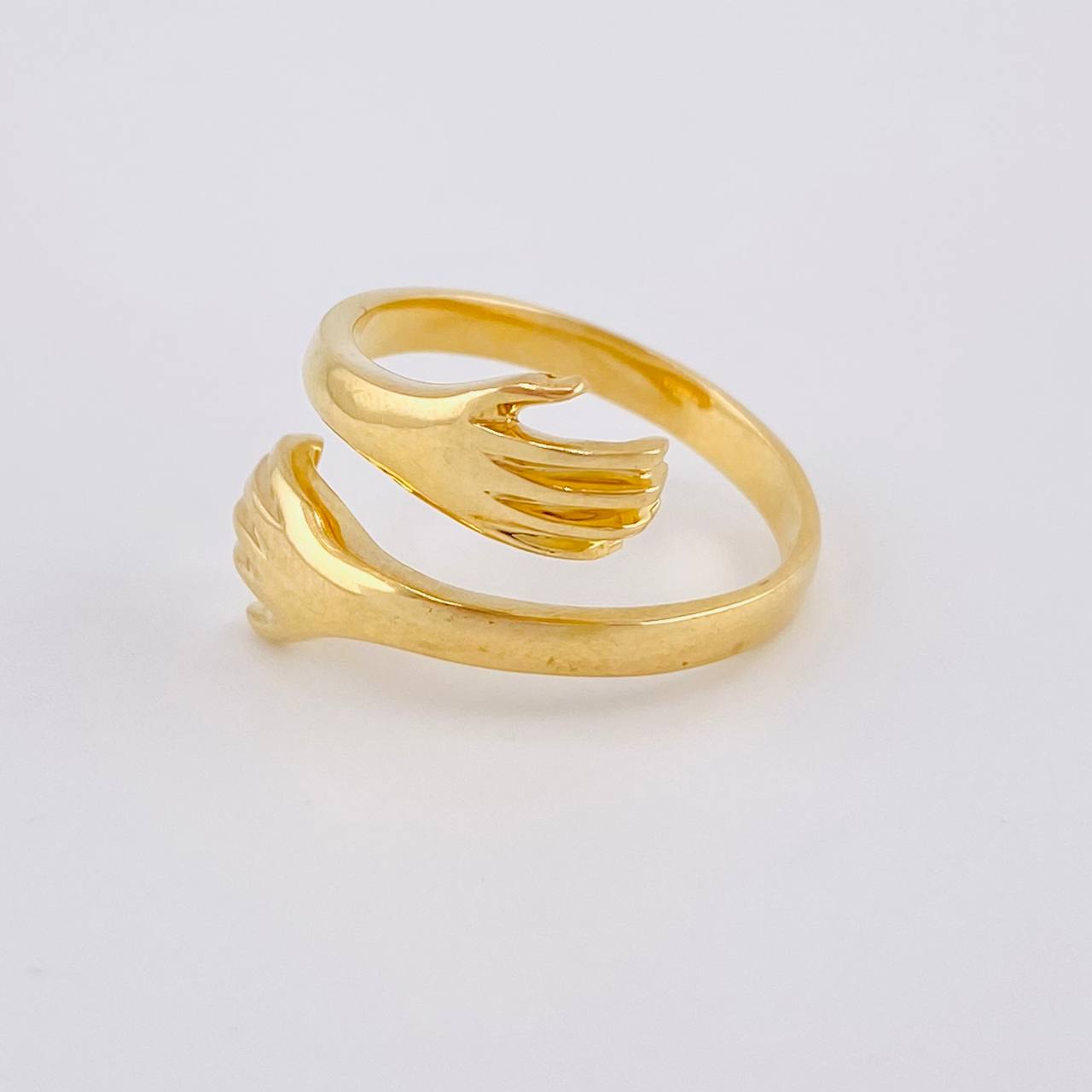 Embrace Ring 3.6 g / T7 18K Yellow Gold