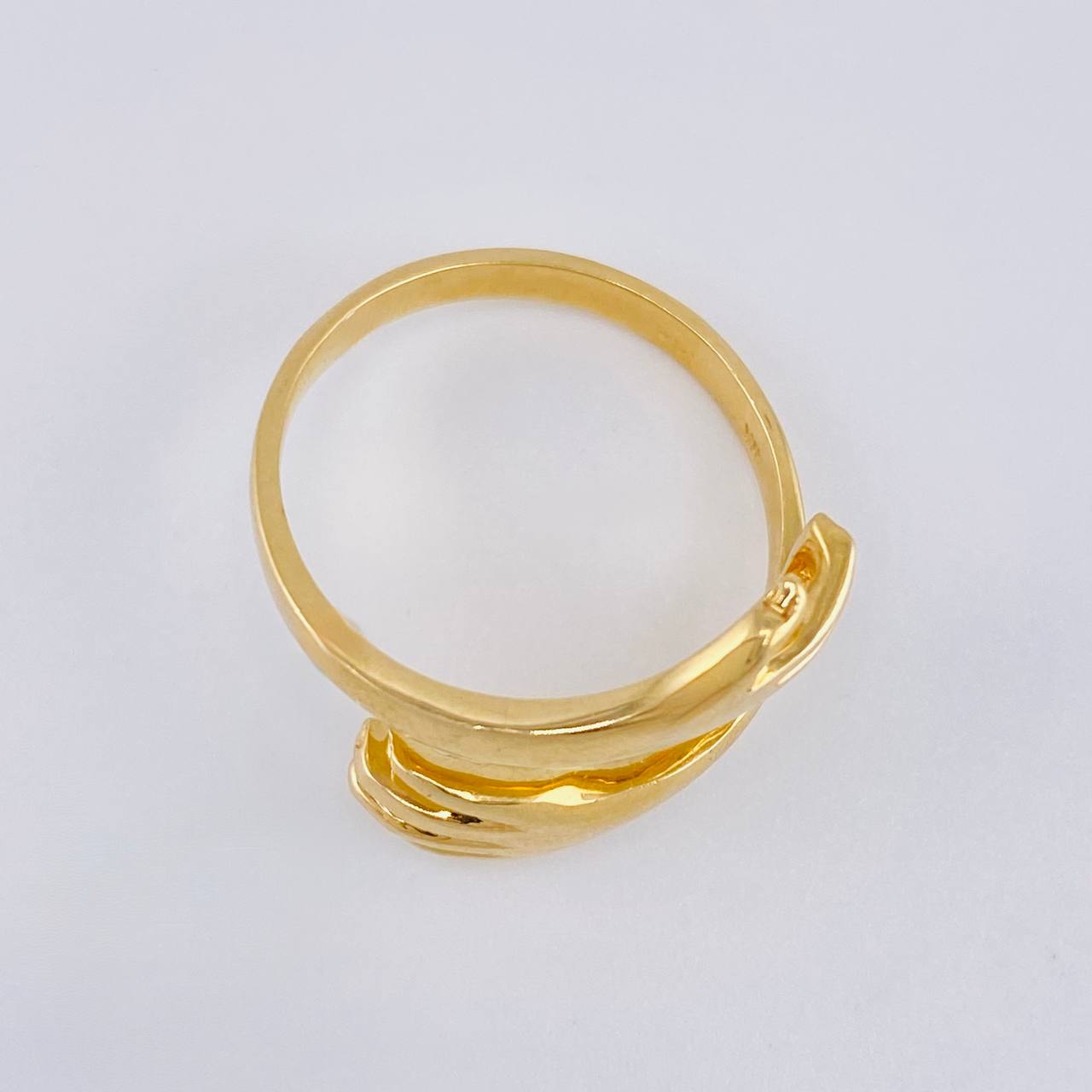 Embrace Ring 3.6 g / T7 18K Yellow Gold