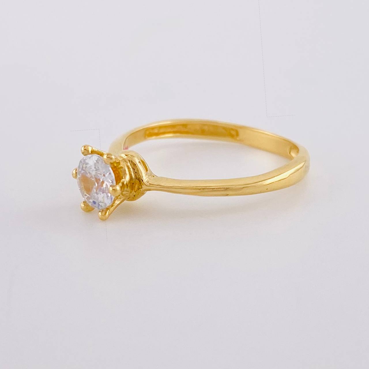 Solitaire Ring Six Prongs 2.15 g / T6 1/4 Yellow Gold 18K