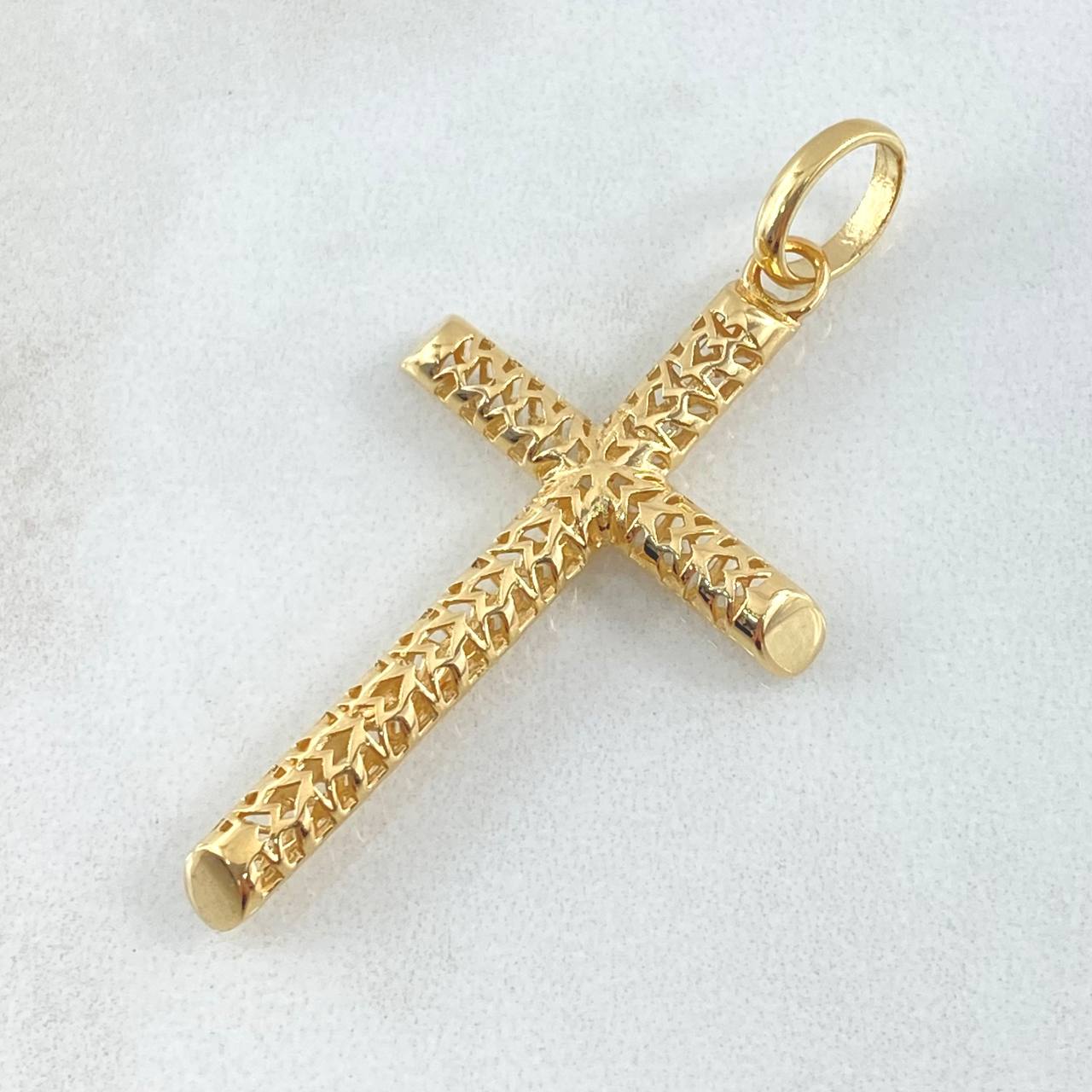Pendant Latin Mesh Cross 4.05 g / 2 in 18K Yellow Gold