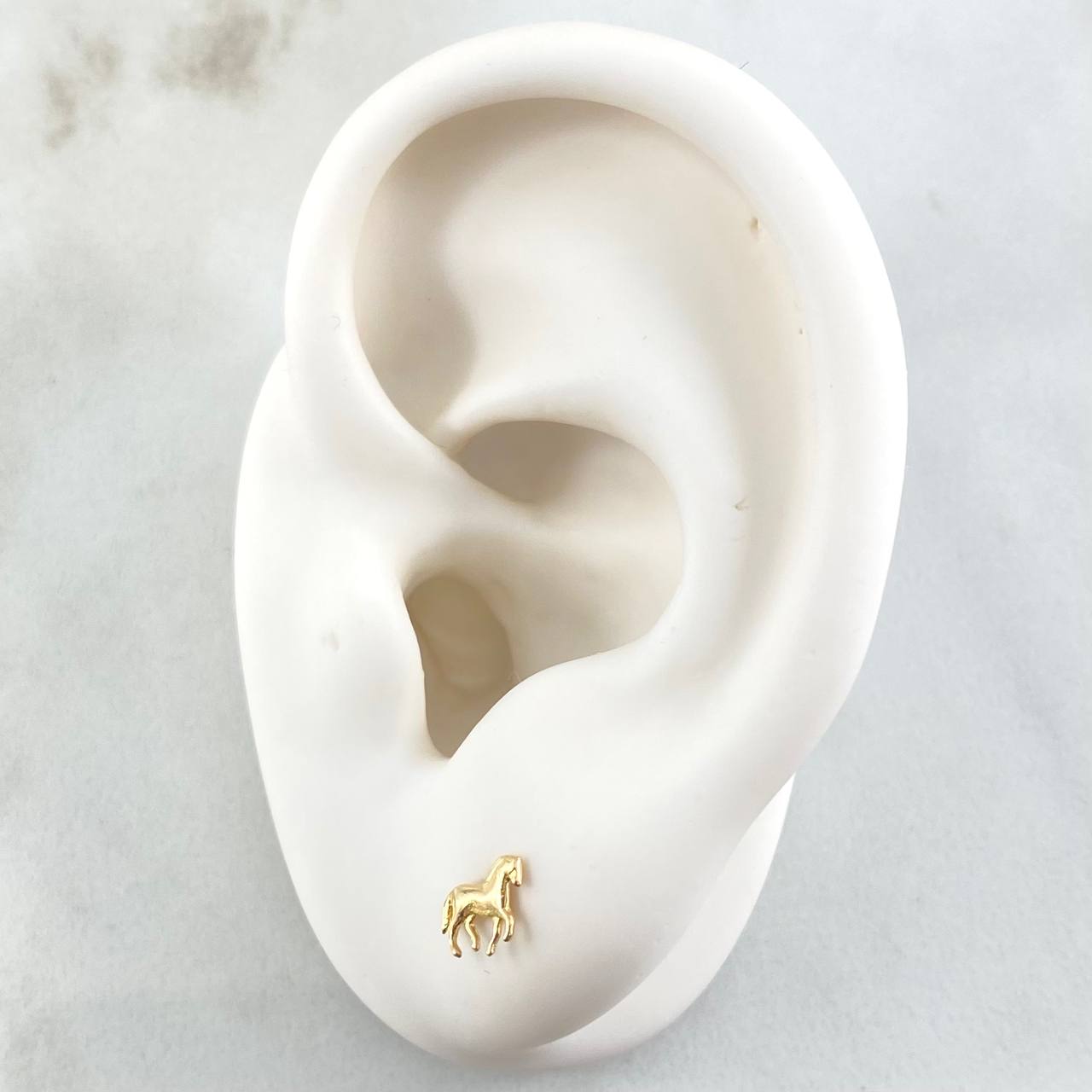 Stud Earrings Horse 0.55gr / 18K Yellow Gold ©