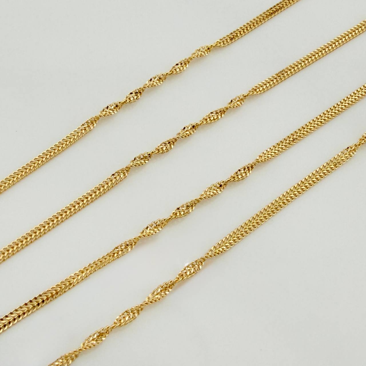 Cadena Sedusa Entorchada 1.65gr / 16 in / 1.15mm Oro Amarillo +3 18K &