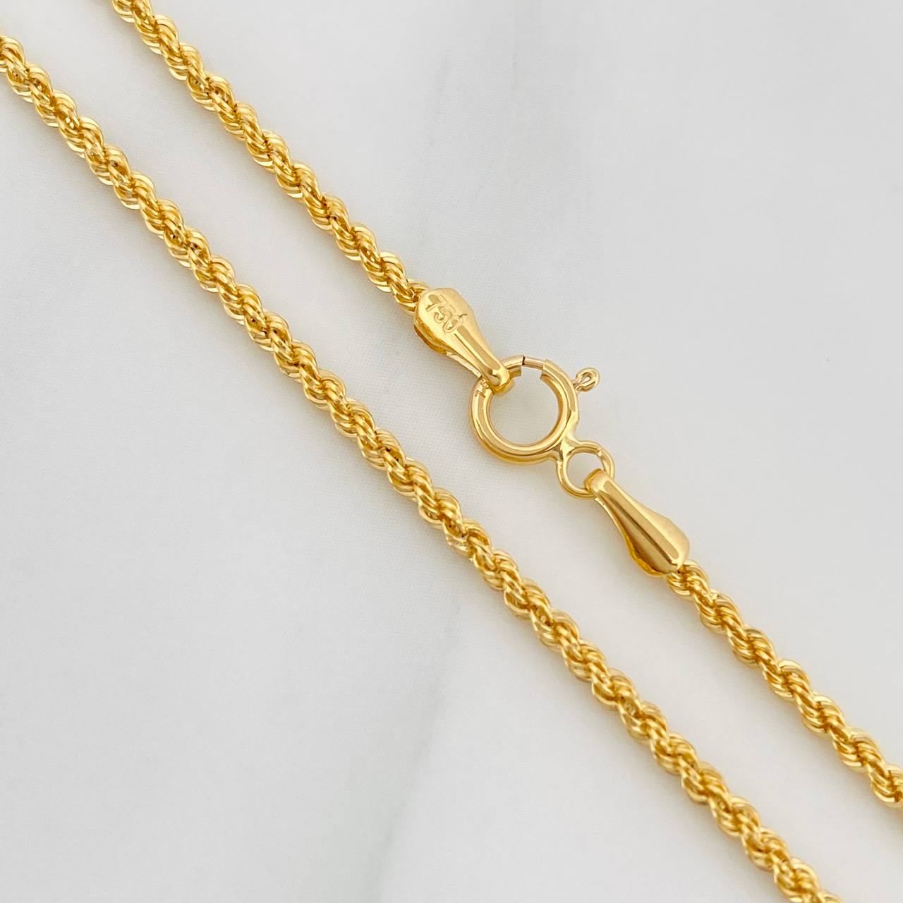 Cadena Lazo 2.2g / 60cm / 1.6mm Oro Amarillo 18K