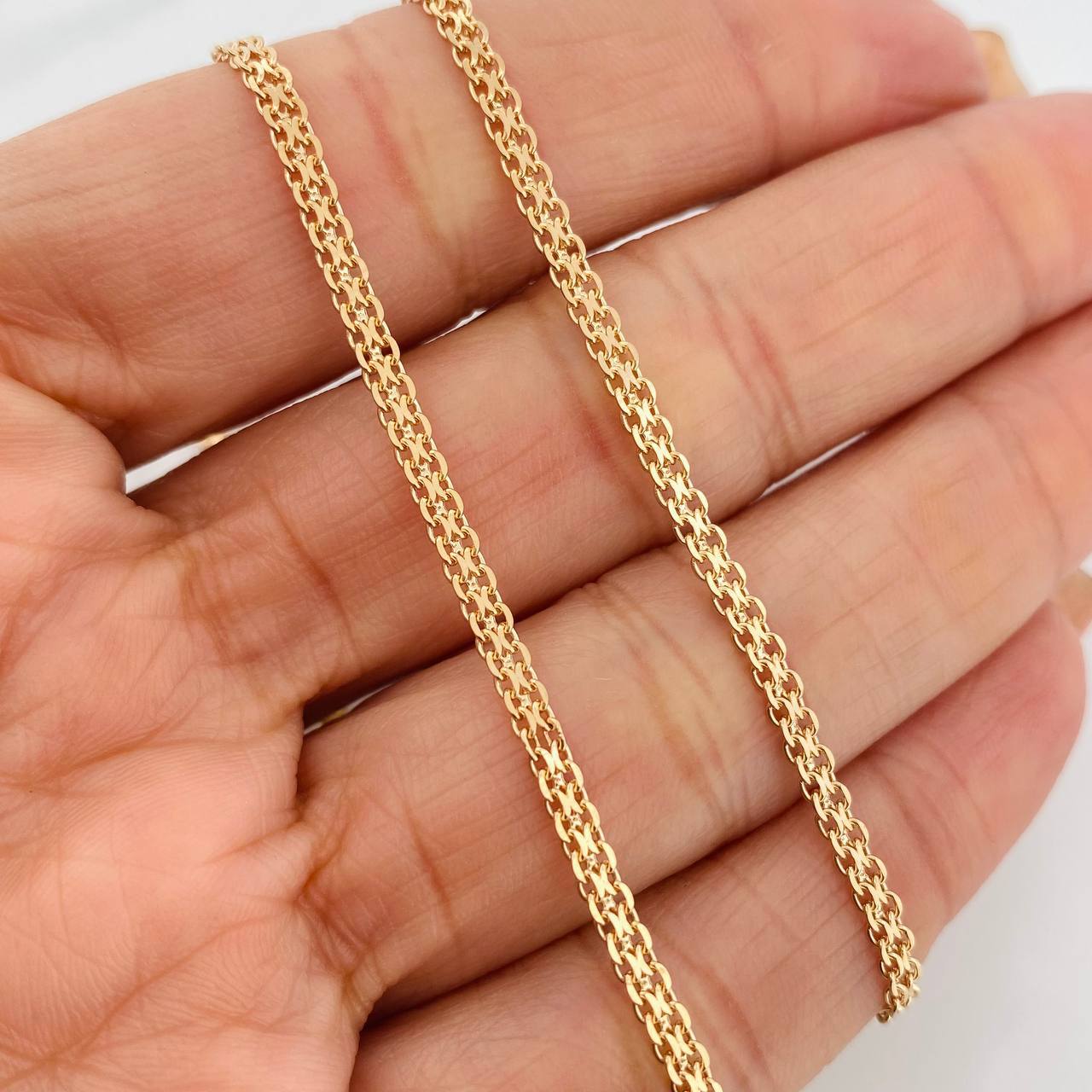 Cadena China 6.6g / 20 in / 2.4mm Oro Amarillo 18K