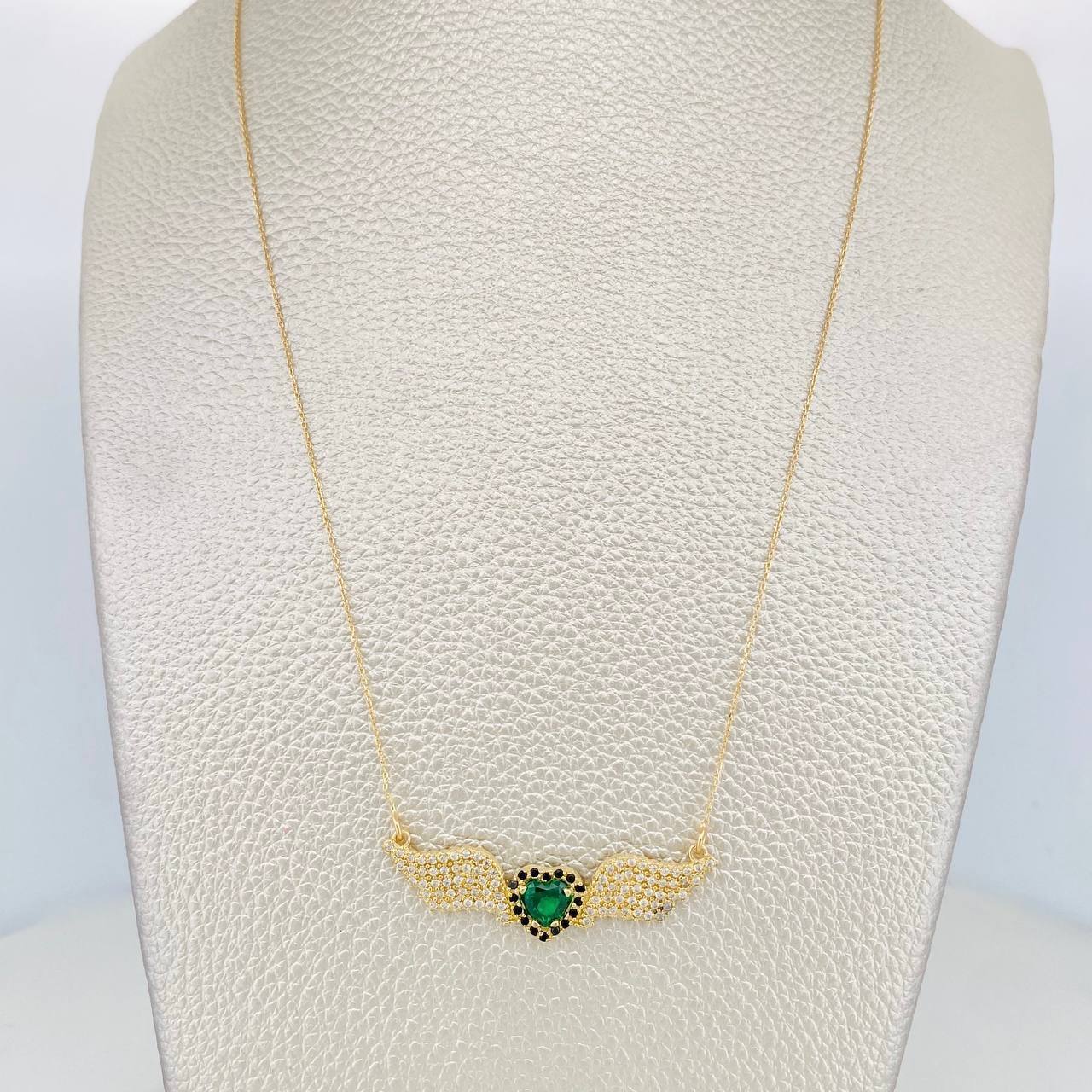 Cadena Aro Seguido Corazón Alas 4g / 22 in / 0.4mm Oro Amarillo 18K