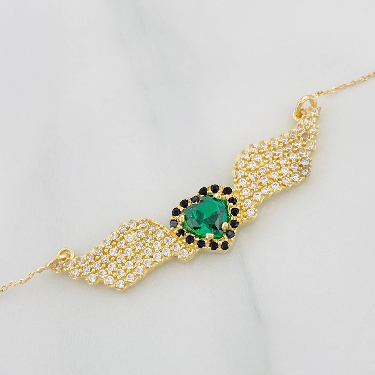 Cadena Aro Seguido Corazón Alas 4g / 22 in / 0.4mm Oro Amarillo 18K