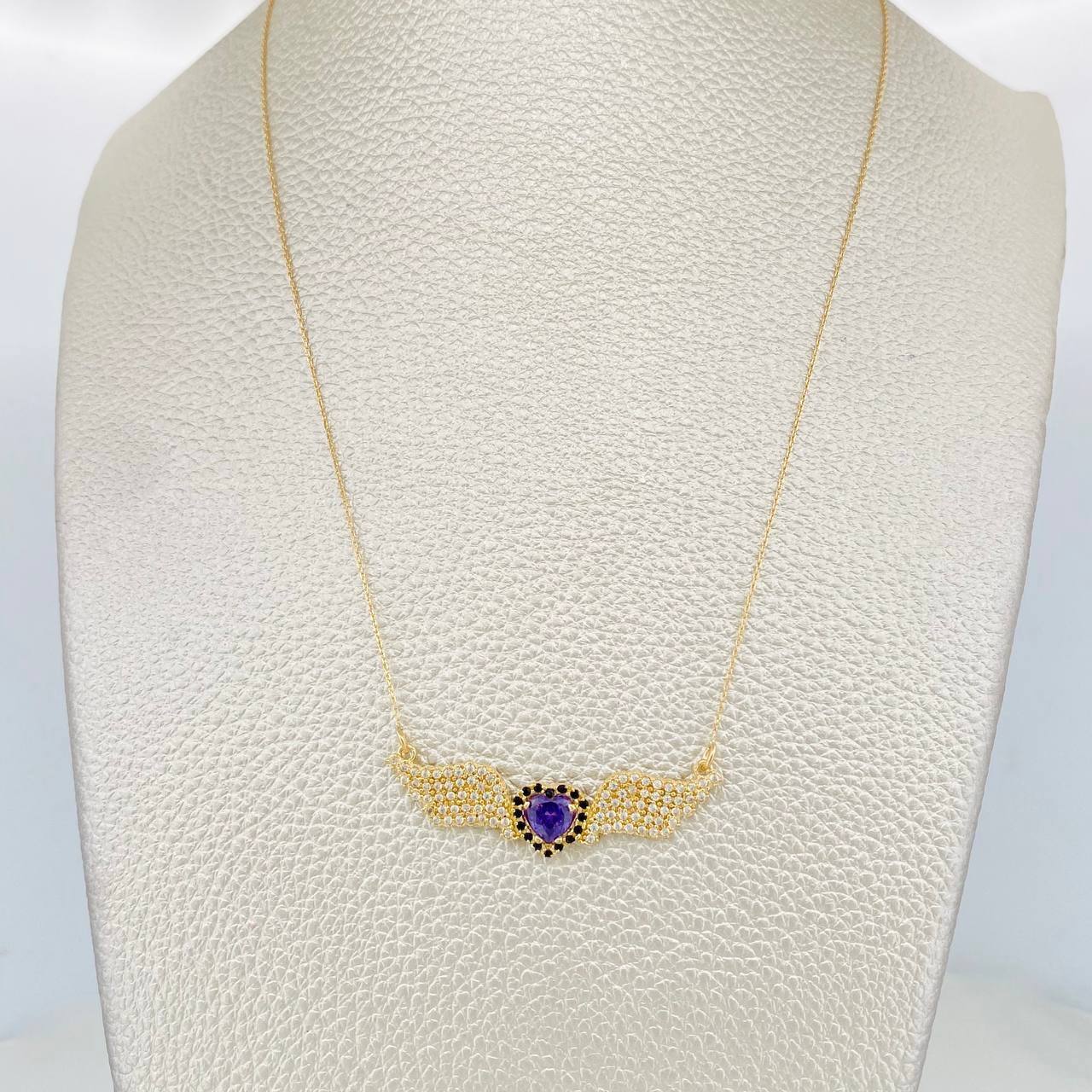 Cadena Aro Seguido Corazón Alas 3.9g / 22 in / 0.4mm Oro Amarillo 18K