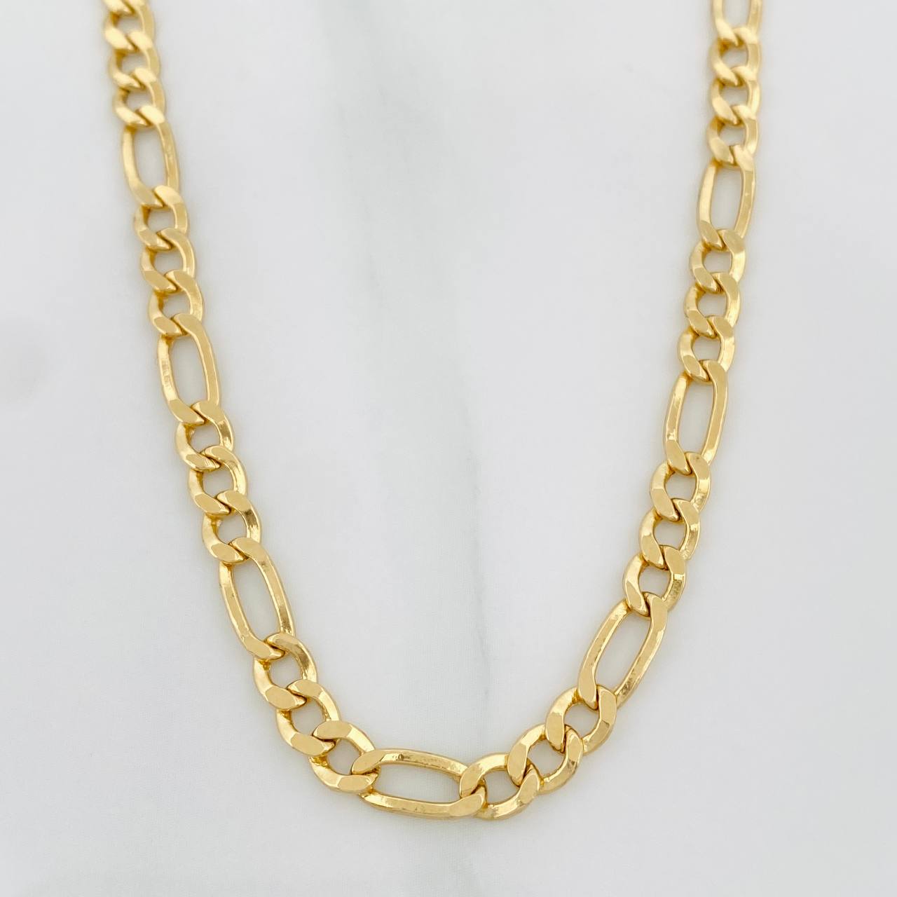 Figaro Chain 9g / 24 in / 4.1mm 18K Yellow Gold