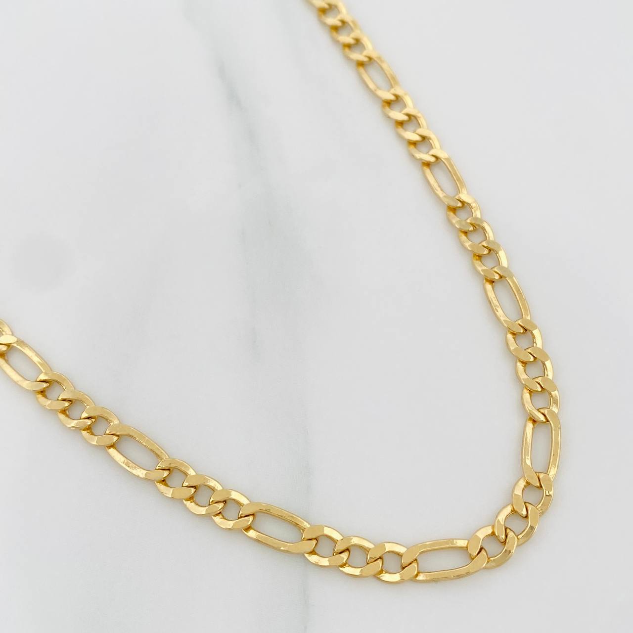 Figaro Chain 9g / 24 in / 4.1mm 18K Yellow Gold