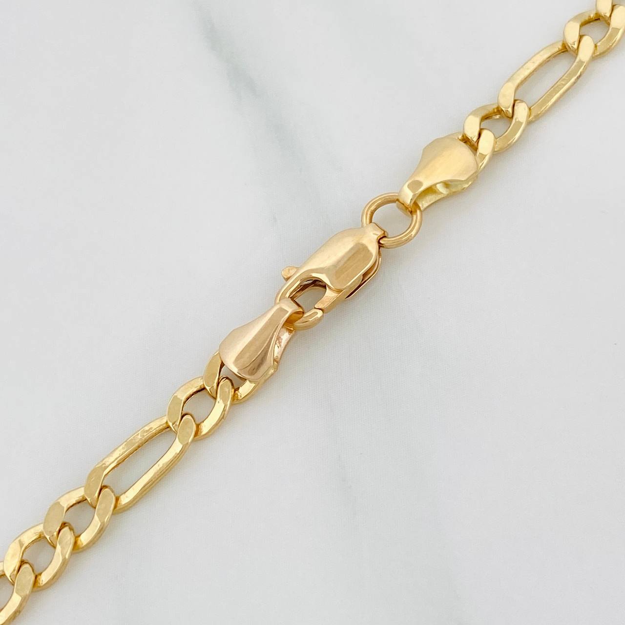 Figaro Chain 9g / 24 in / 4.1mm 18K Yellow Gold