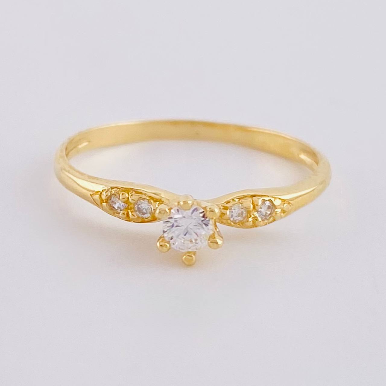 Solitaire Ring 1.45 g / T7 Yellow Gold 18K