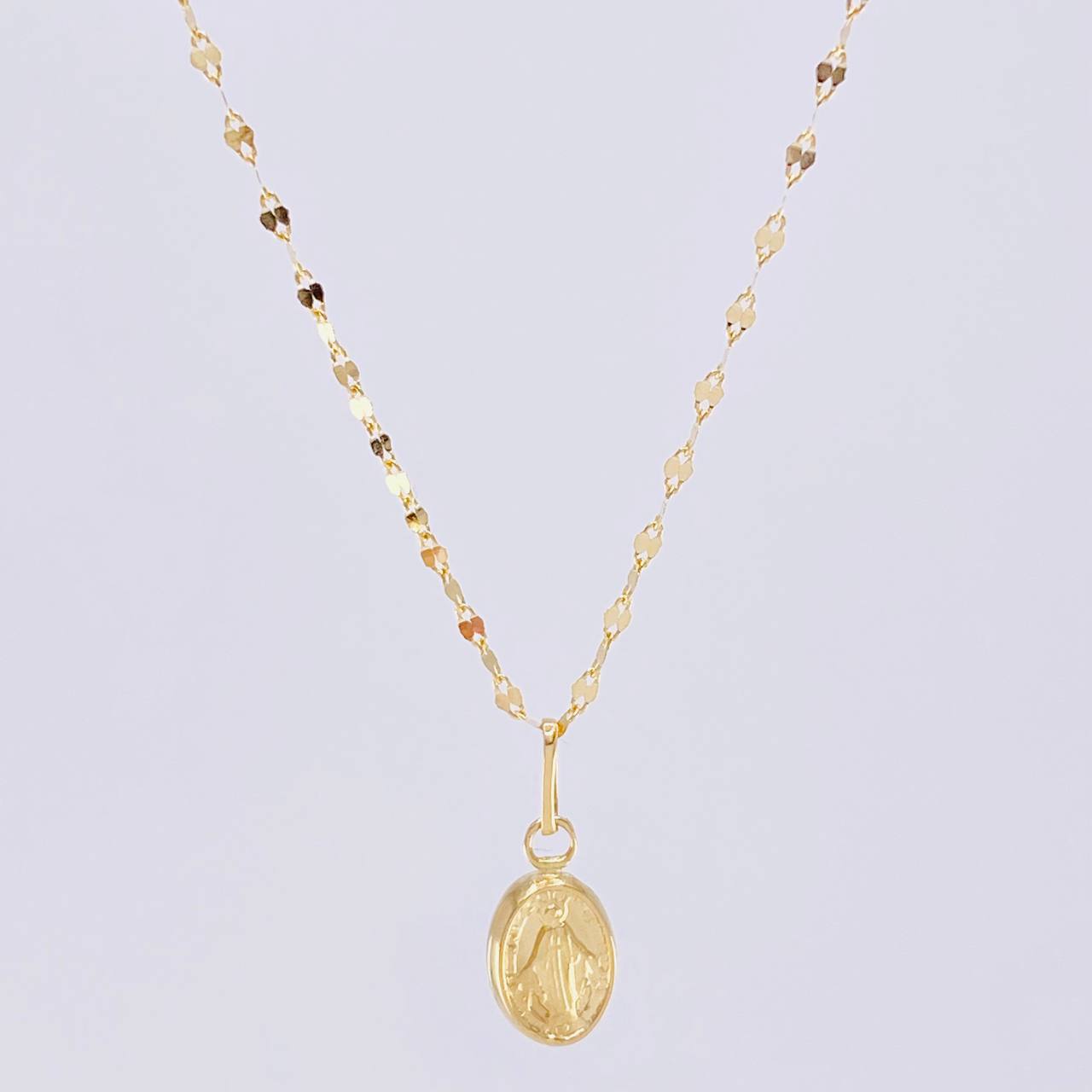 Set Mirror Flower Chain + Miraculous Virgin Pendant / 1.1gr / 17 3/4 in 18K Yellow Gold