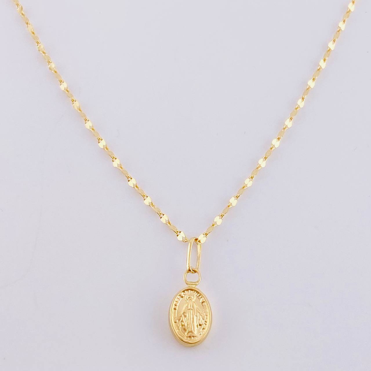 Set Mirror Flower Chain + Pendant Miraculous Virgin / 1.1gr / 17 3/4 in 18K Yellow Gold