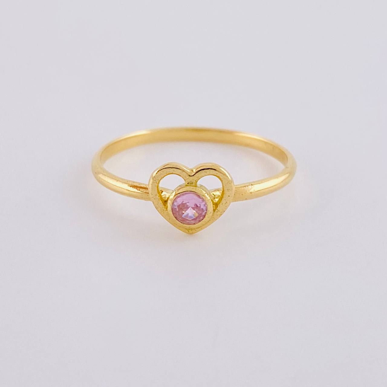 Anillo Corazon Vacio 1.55 g / T7 Oro Amarillo 18K