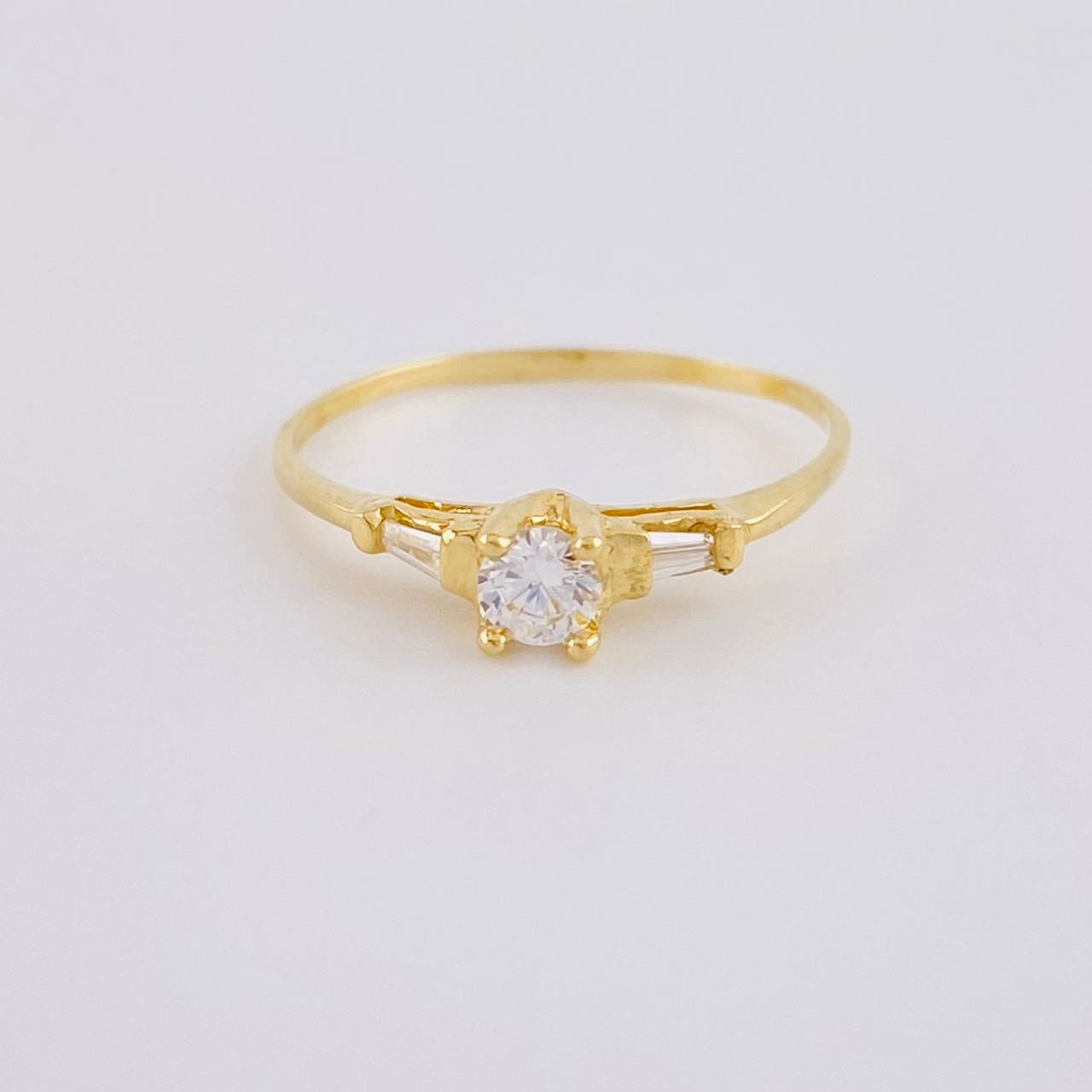 Solitaire Ring with Square Sparks 1.2 g / T6 1/2 Yellow Gold 18K