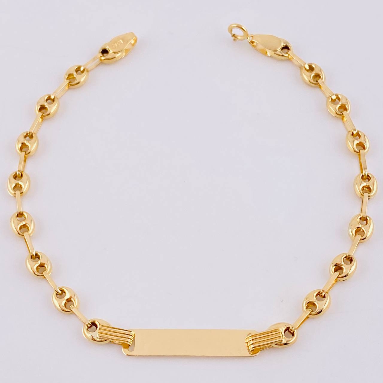 Pulso GC Placa Rectancular 2.5gr / 6 1/2 in / 4mm Oro Amarillo 18K ©
