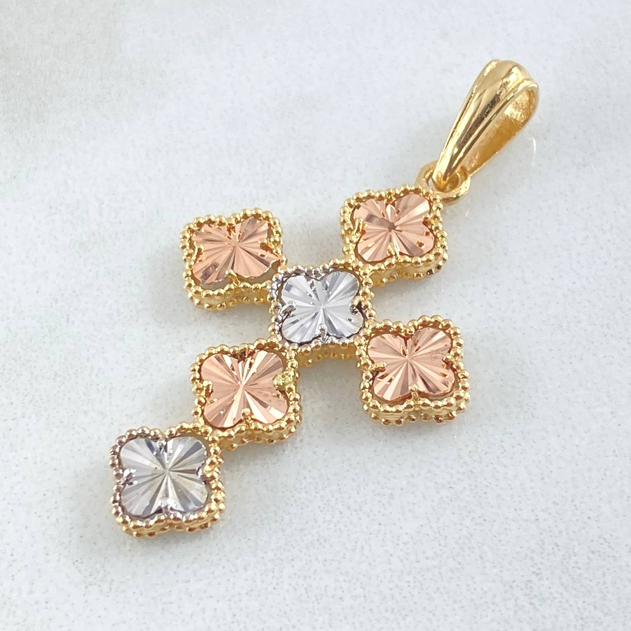 Pendant Cross Clover 4.4gr / 4.1cm / 18K Gold