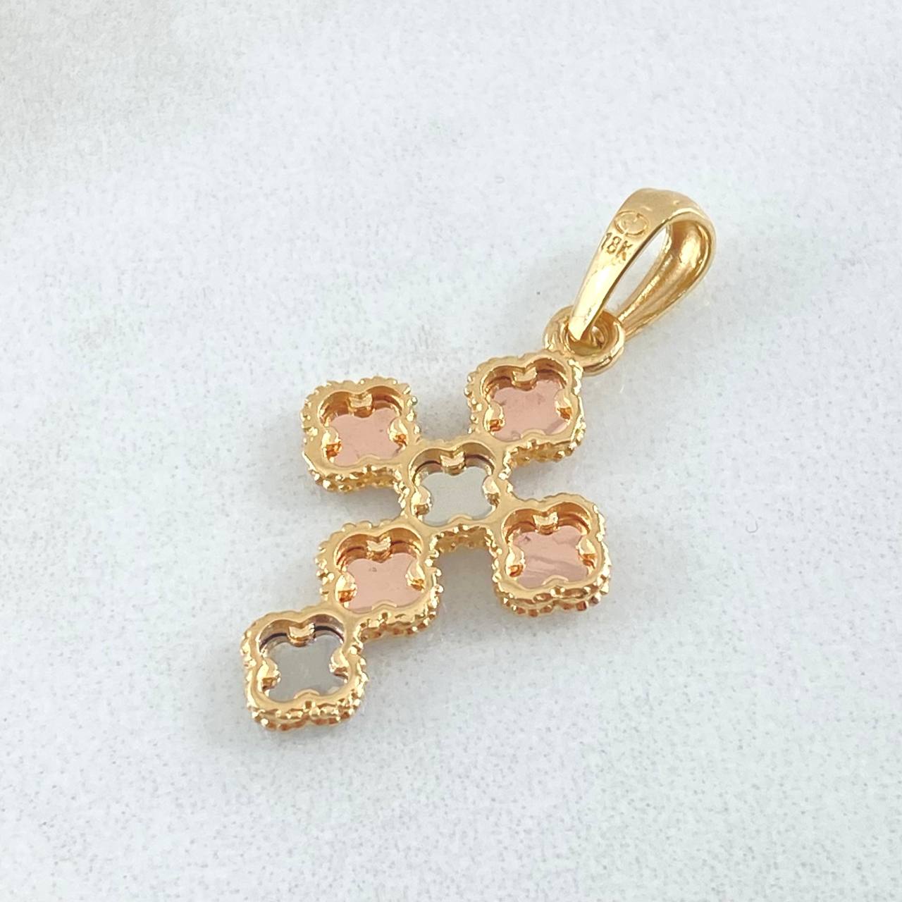 Cross Clover Pendant 2.15gr / 3cm / 1.2in / 18K Gold